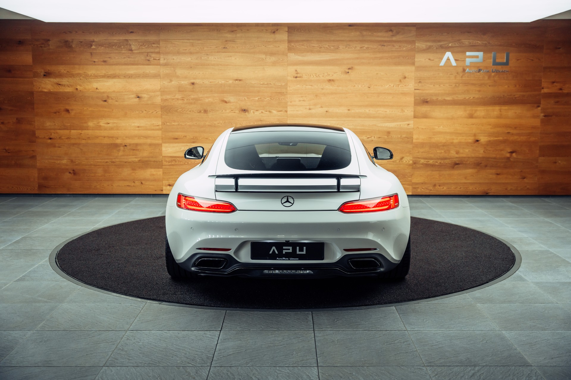 MERCEDES-BENZ AMG GT S Speedshift DCT-image-16