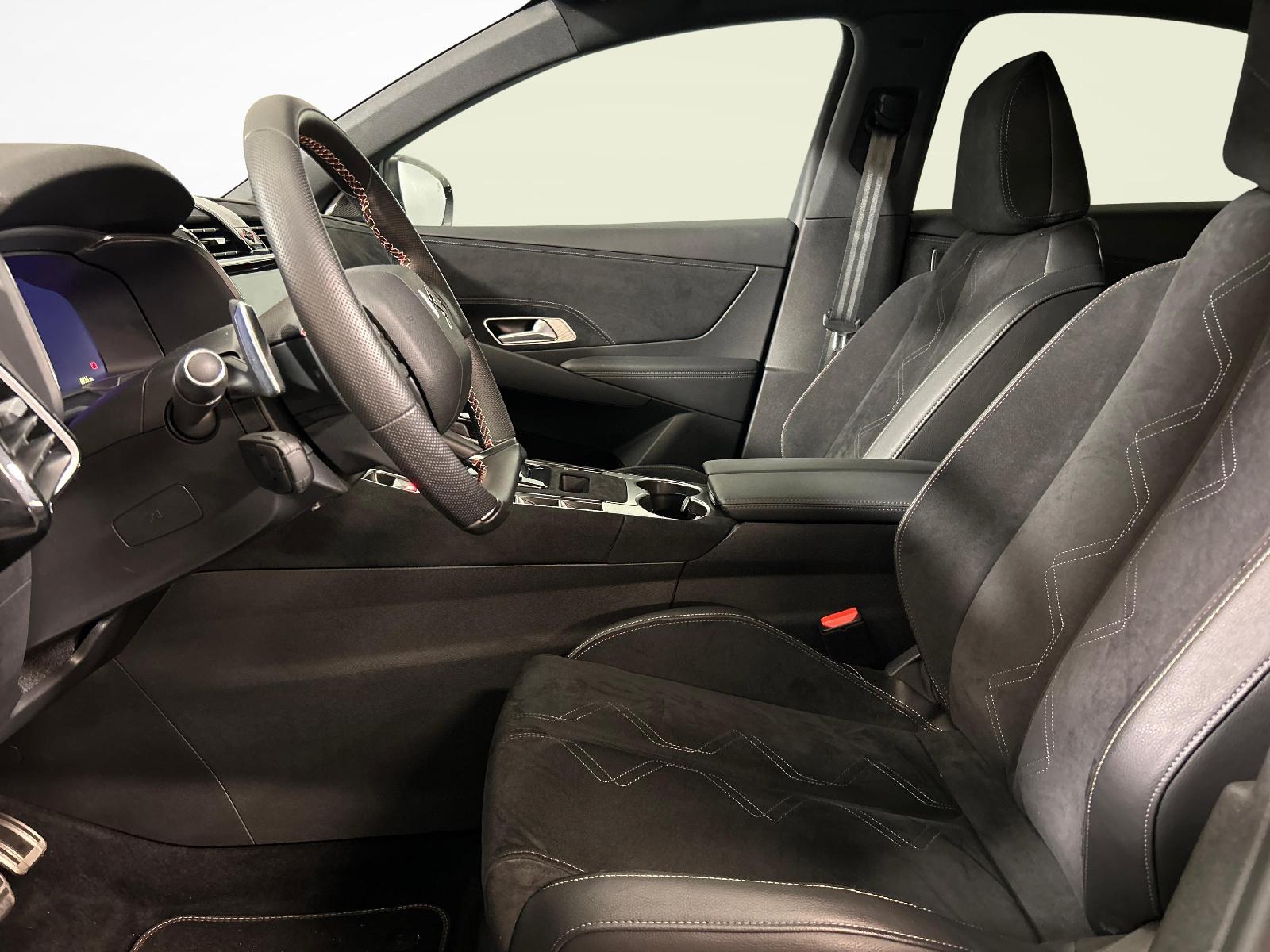 DS AUTOMOBILES 7 1.6 E-Tense Ligne Noire 4x4-showroom-element-3