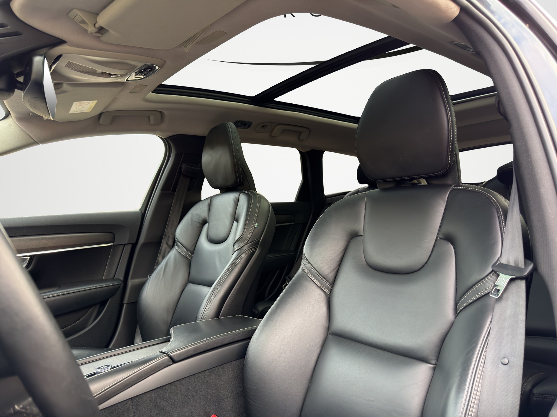 VOLVO V90 Cross Country D5 Pro AWD Geartronic Powerpulse-image-11