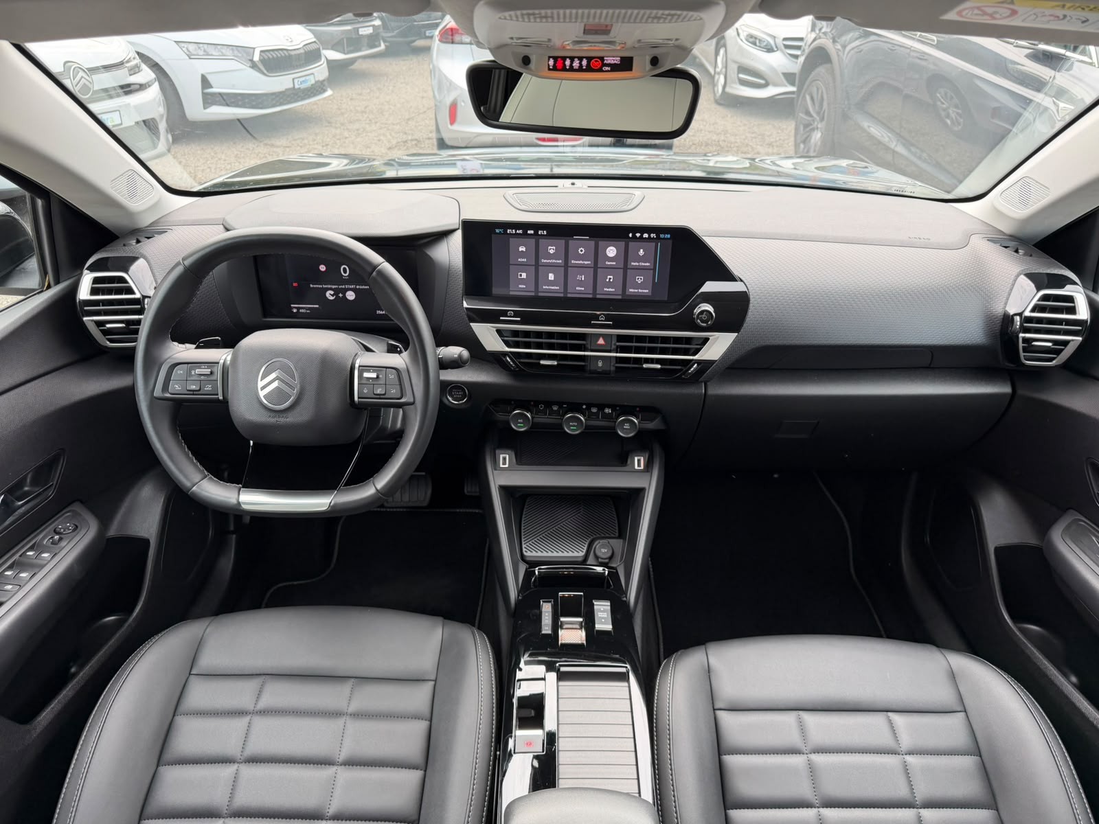 CITROEN C4 X HEV Max-image-27