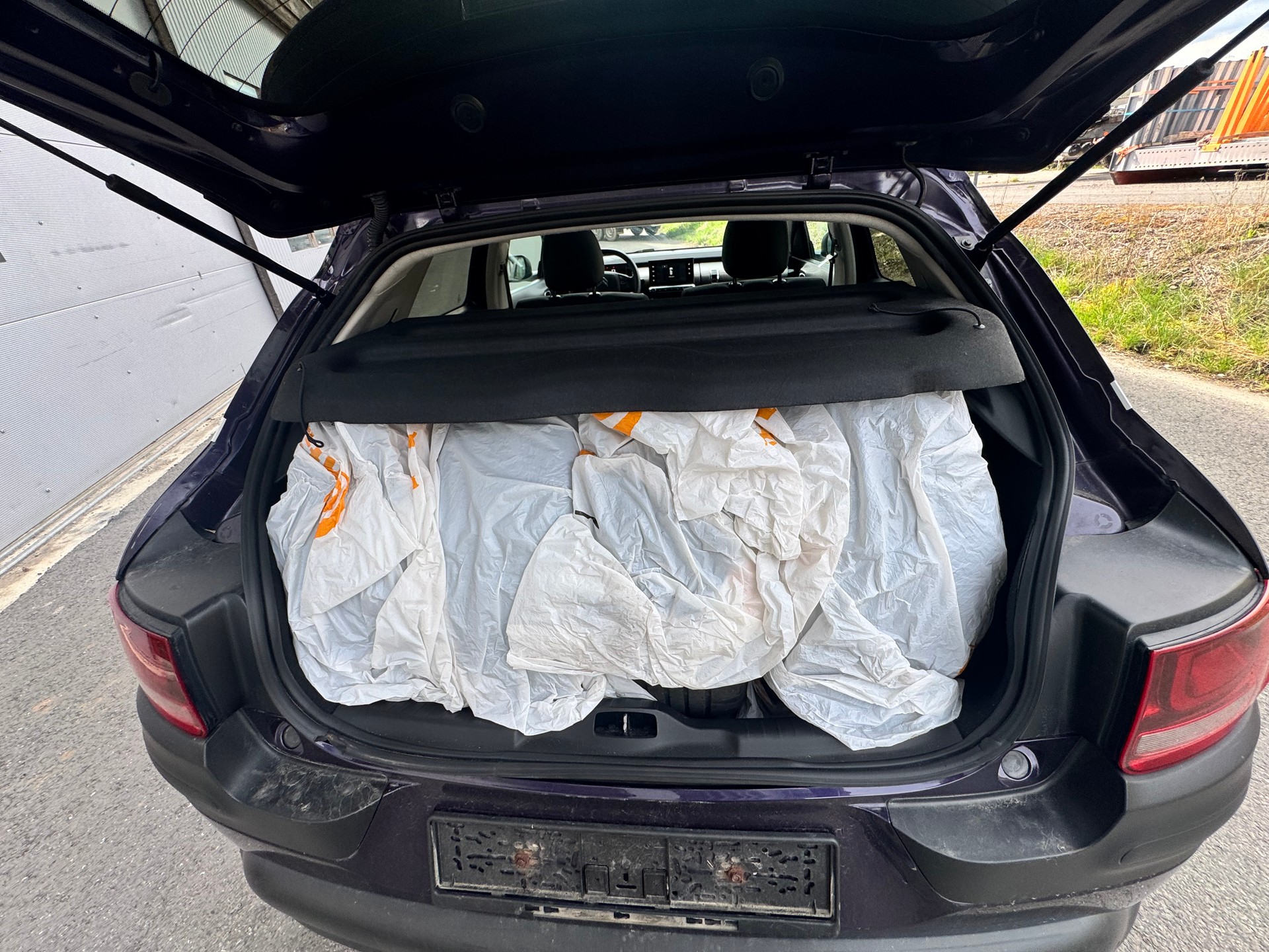 CITROEN C4 Cactus 1.2 VTi Shine Edition-image-14