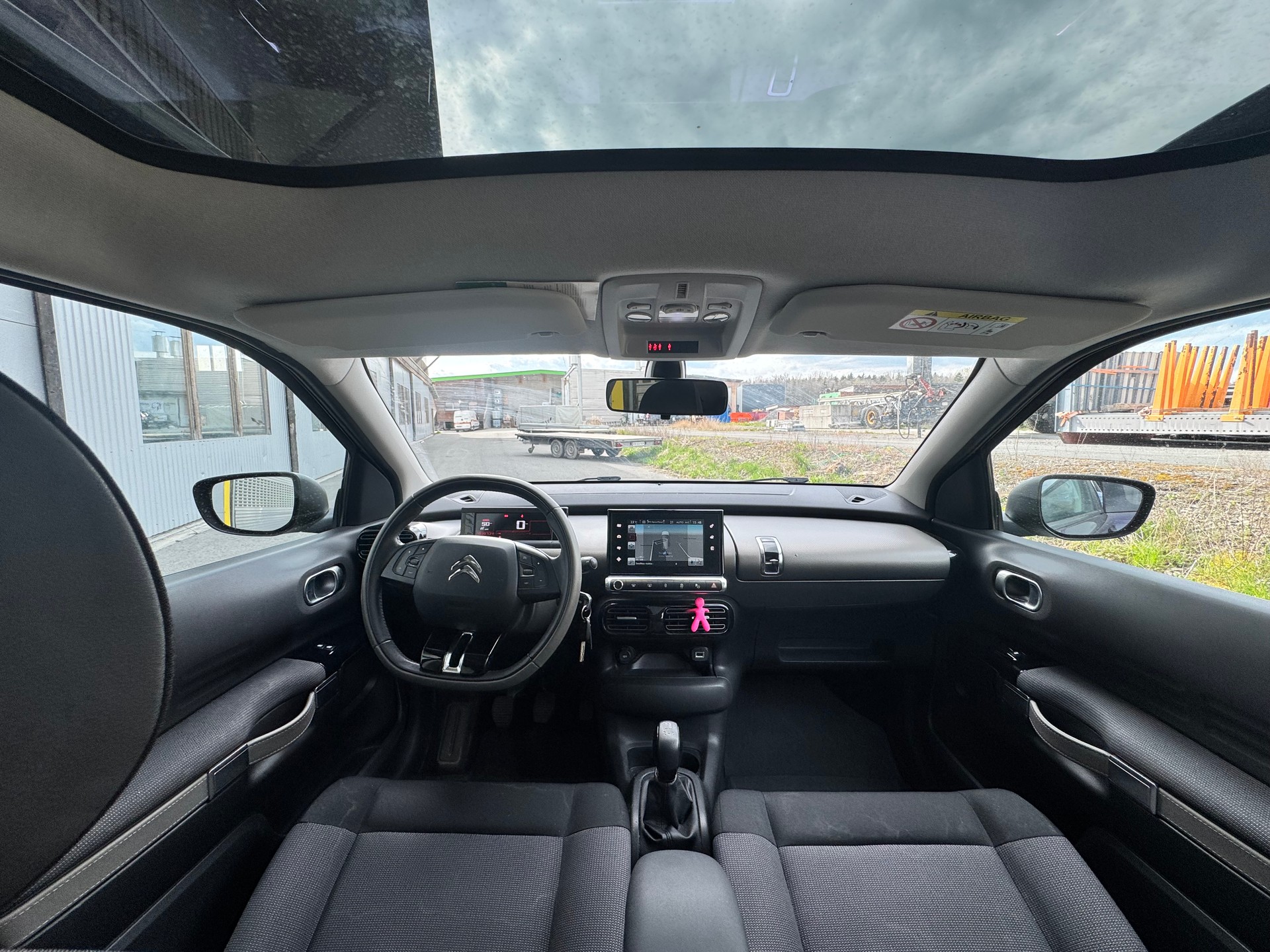 CITROEN C4 Cactus 1.2 VTi Shine Edition-image-11