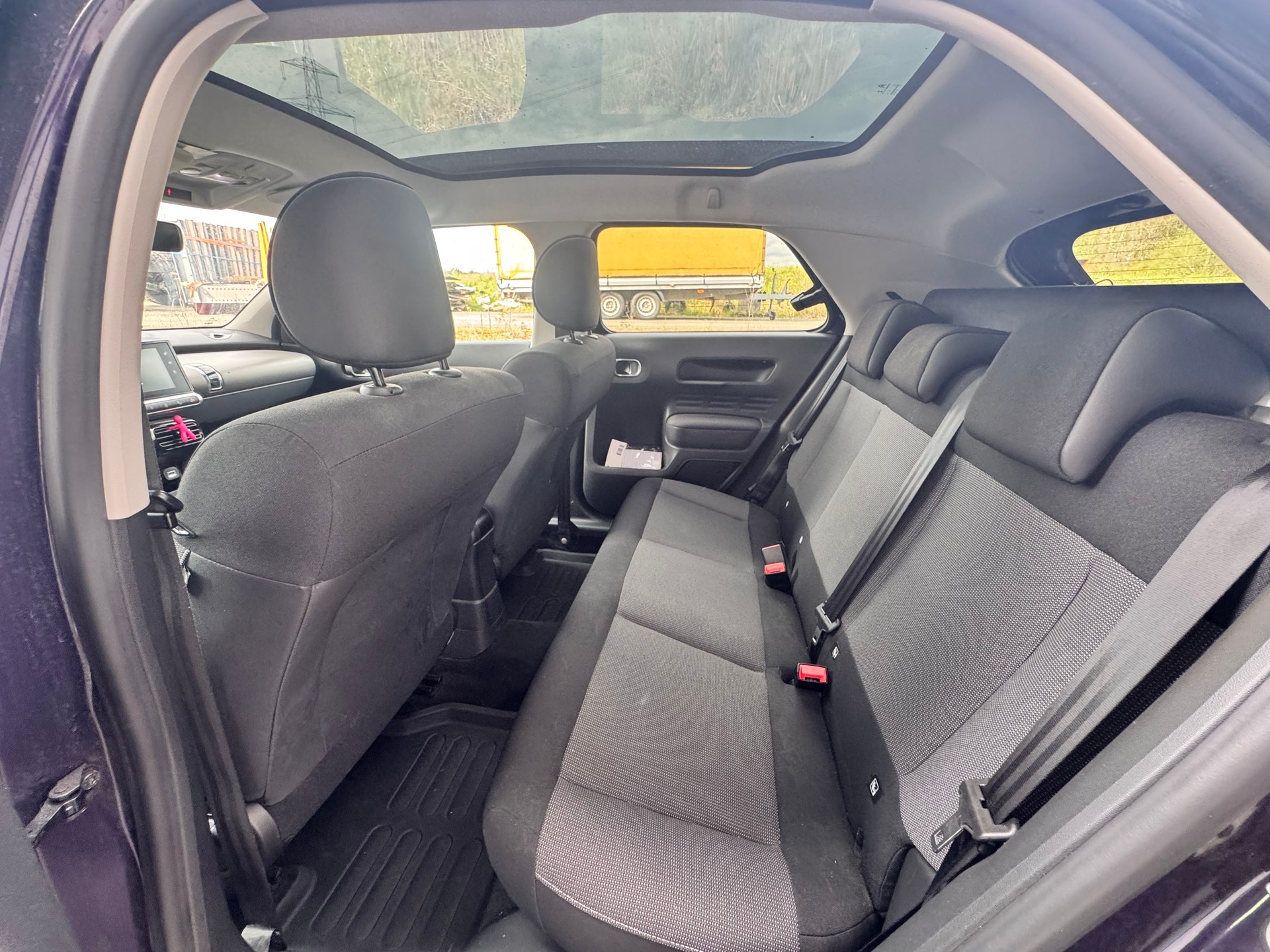 CITROEN C4 Cactus 1.2 VTi Shine Edition-image-13