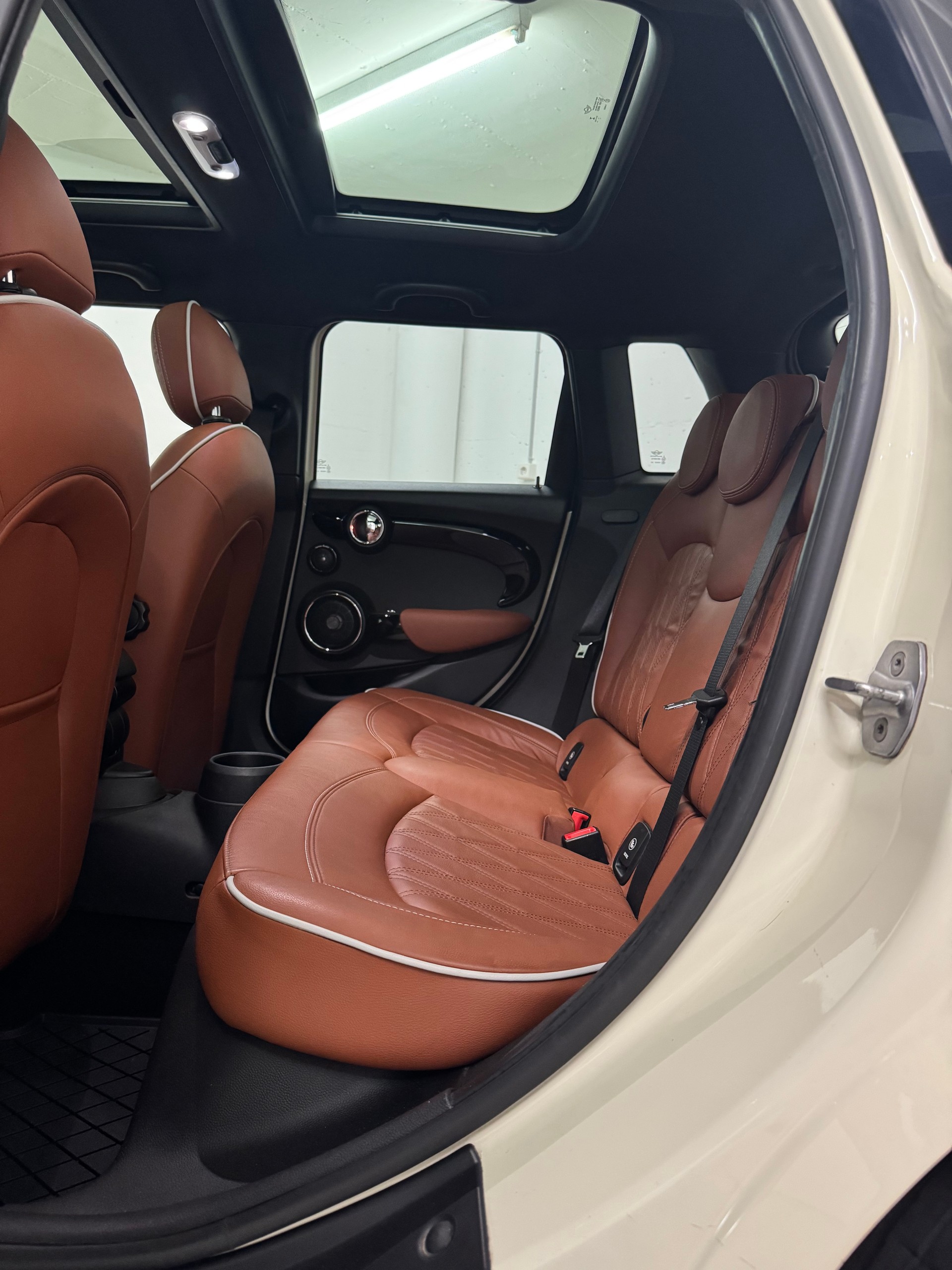 MINI Cooper S Steptronic DKG-image-6