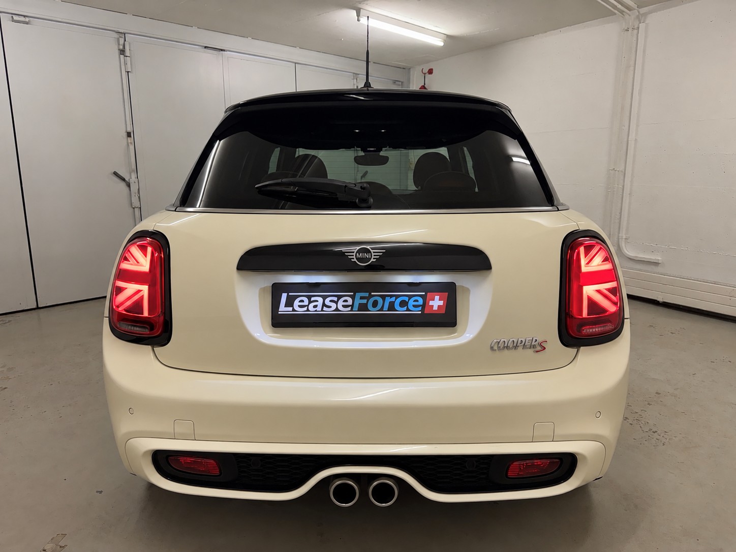 MINI Cooper S Steptronic DKG-image-3