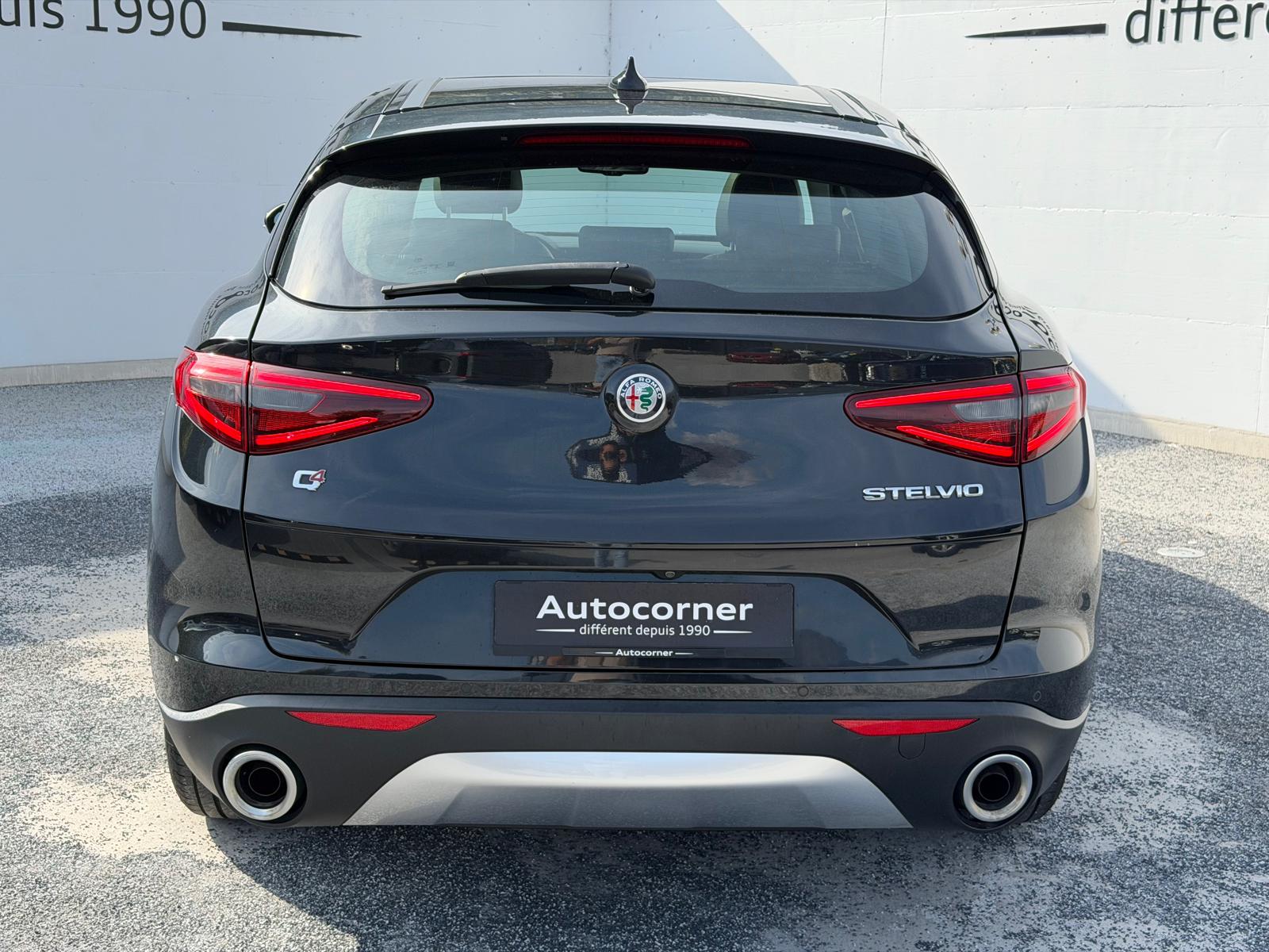 ALFA ROMEO Stelvio 2.0 Super Q4 Automatic-showroom-element-3