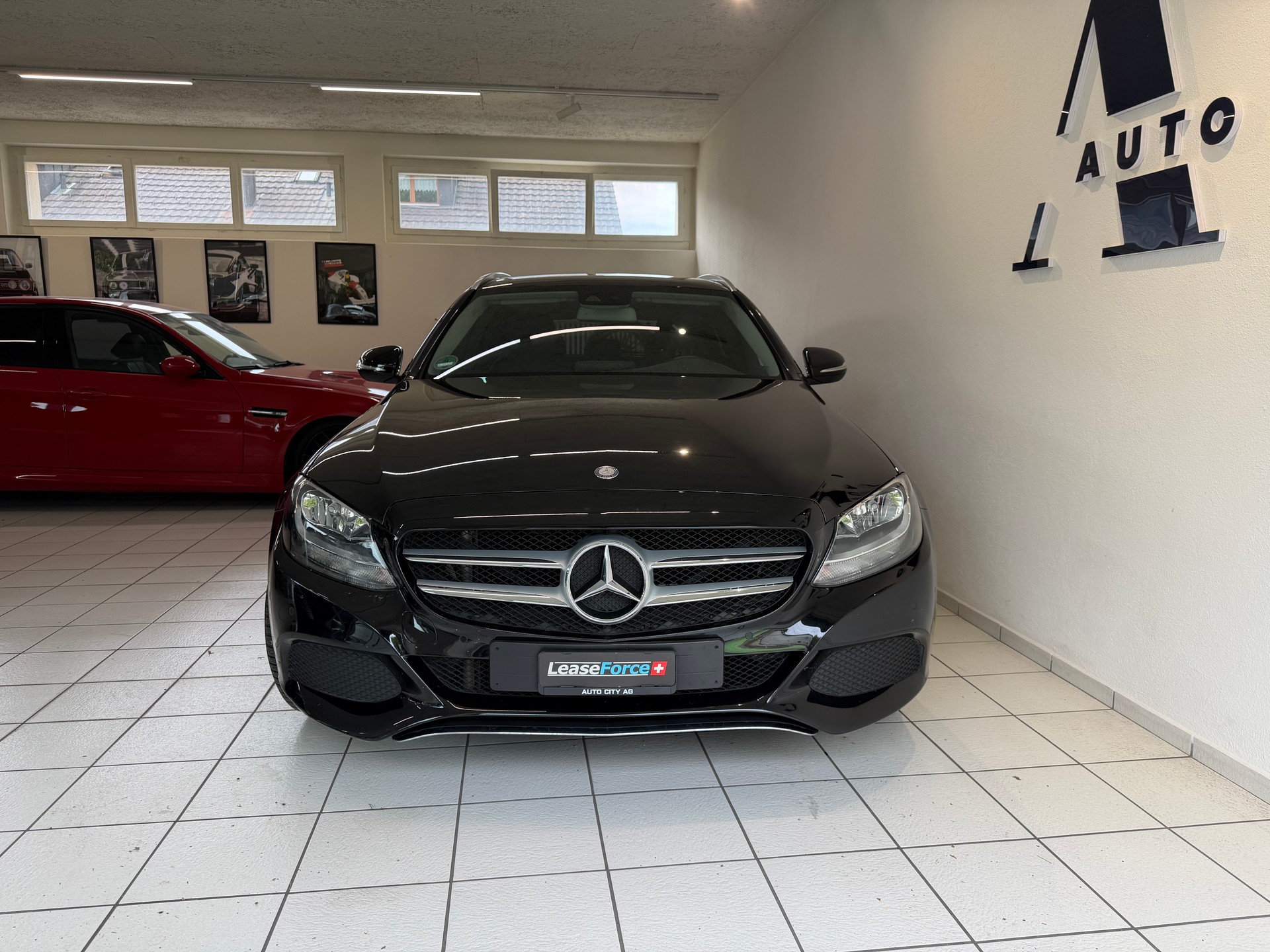 MERCEDES-BENZ C 200 Avantgarde-image-4