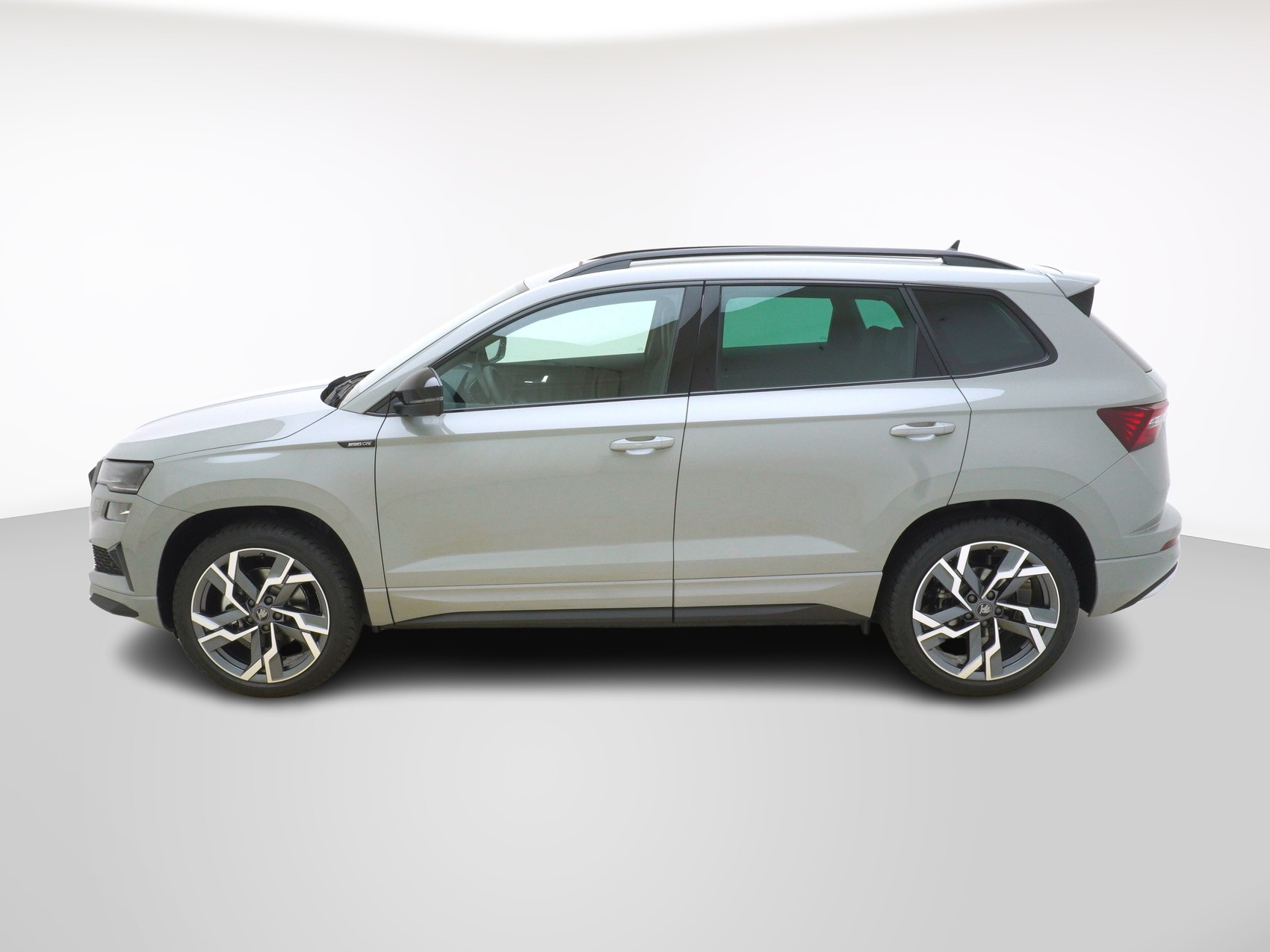 SKODA Karoq 1.5 TSI SportLine DSG-showroom-element-1
