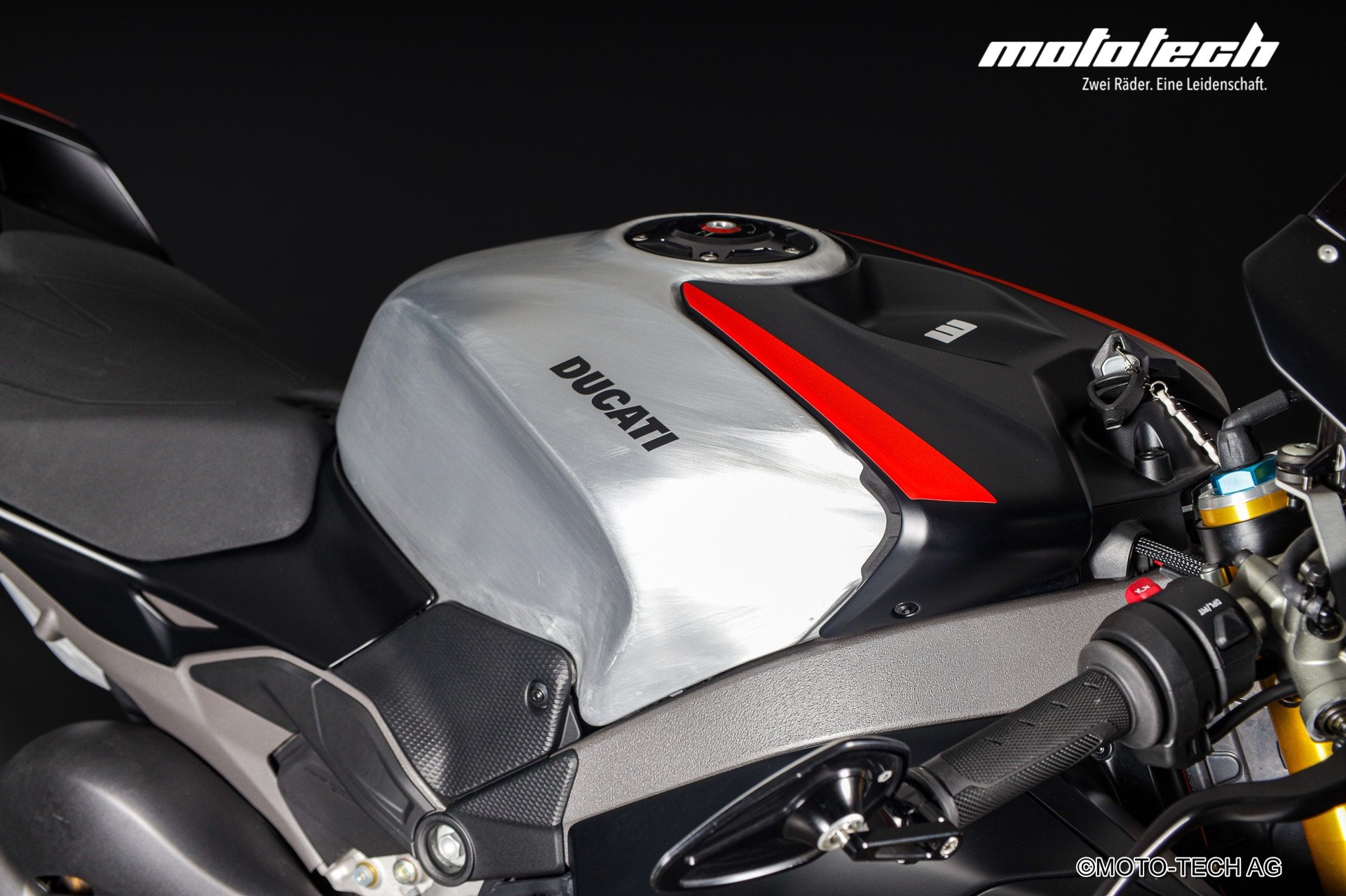 DUCATI Panigale V4 S SP DESIGN-image-3
