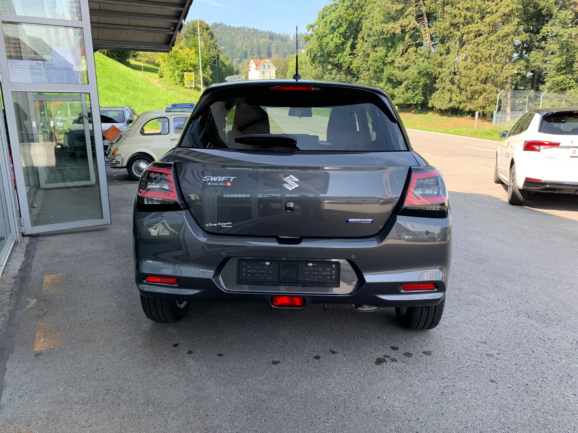 SUZUKI Swift 1.2 1st Edition Hybrid 4x4-image-5