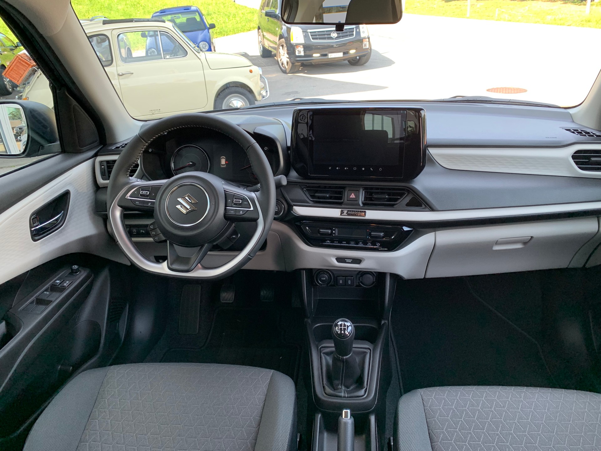 SUZUKI Swift 1.2 1st Edition Hybrid 4x4-image-16