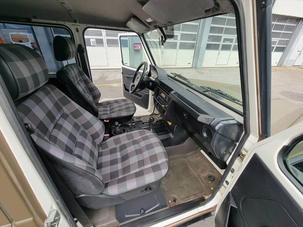MERCEDES-BENZ G290 GDT-image-10