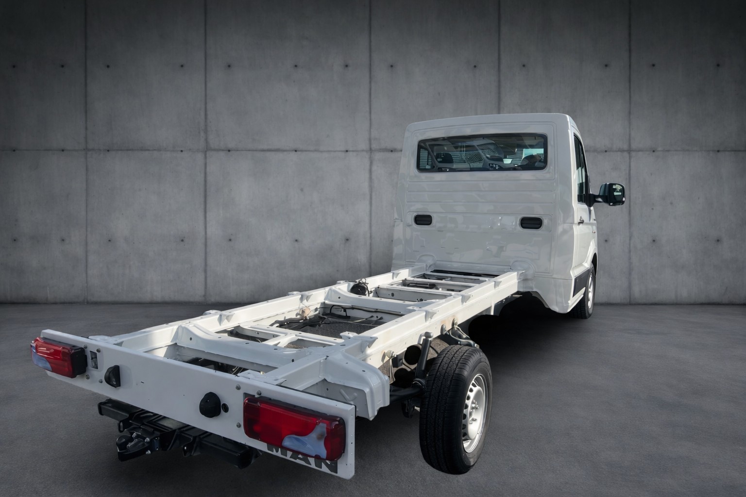 MAN TGE 3.180 4x4 Standard AUTOMAT-showroom-element-2