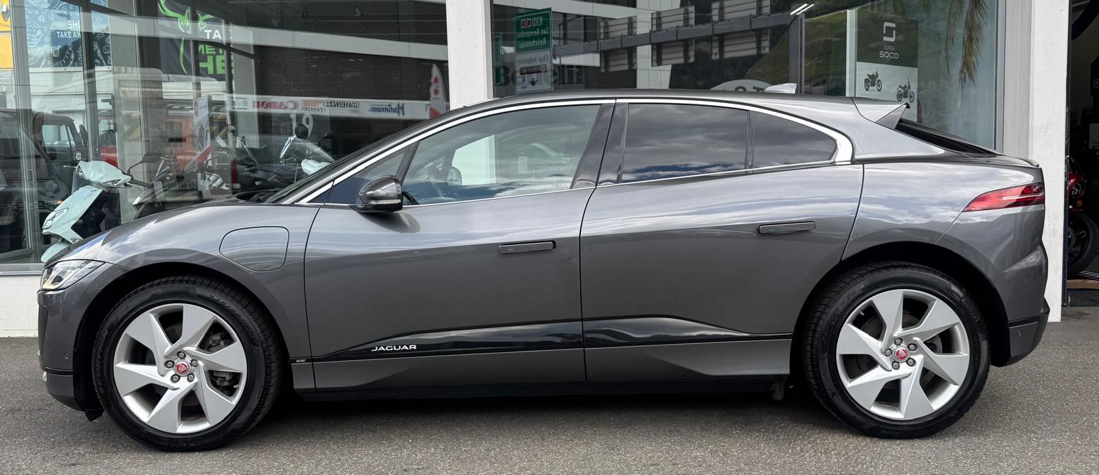JAGUAR I-Pace EV400 SE AWD-showroom-element-2