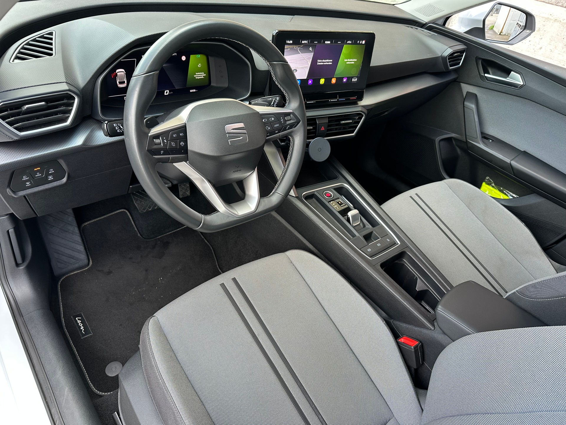 SEAT Leon ST 2.0 TDI EVO DSG Style-image-9