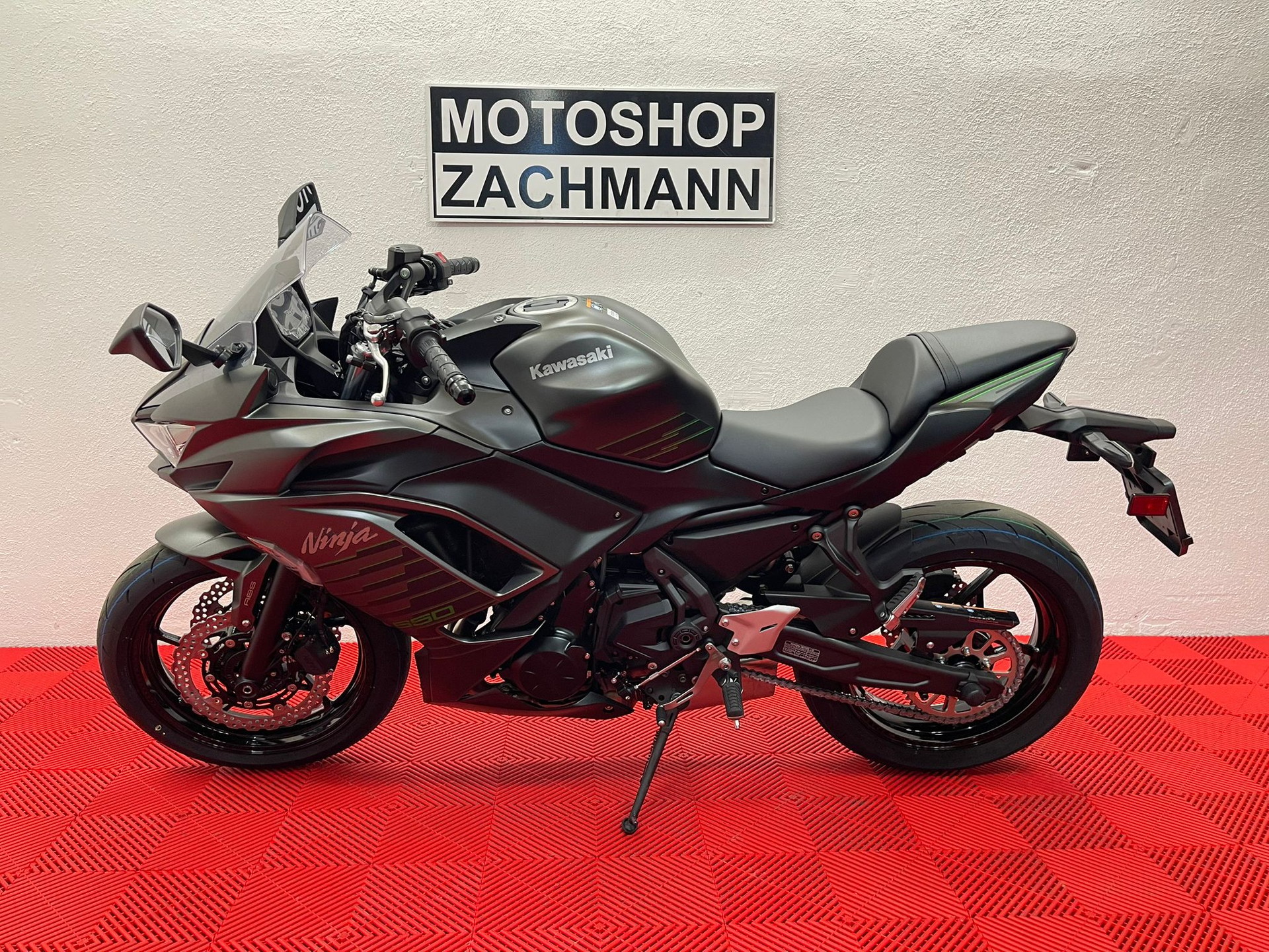 KAWASAKI Ninja 650-image-3