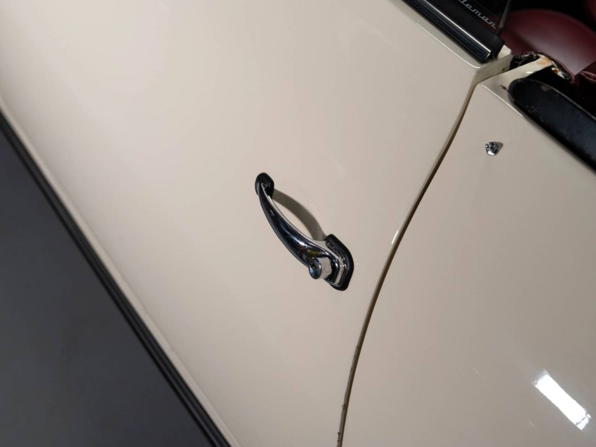 PORSCHE 356 C Cabriolet-image-9