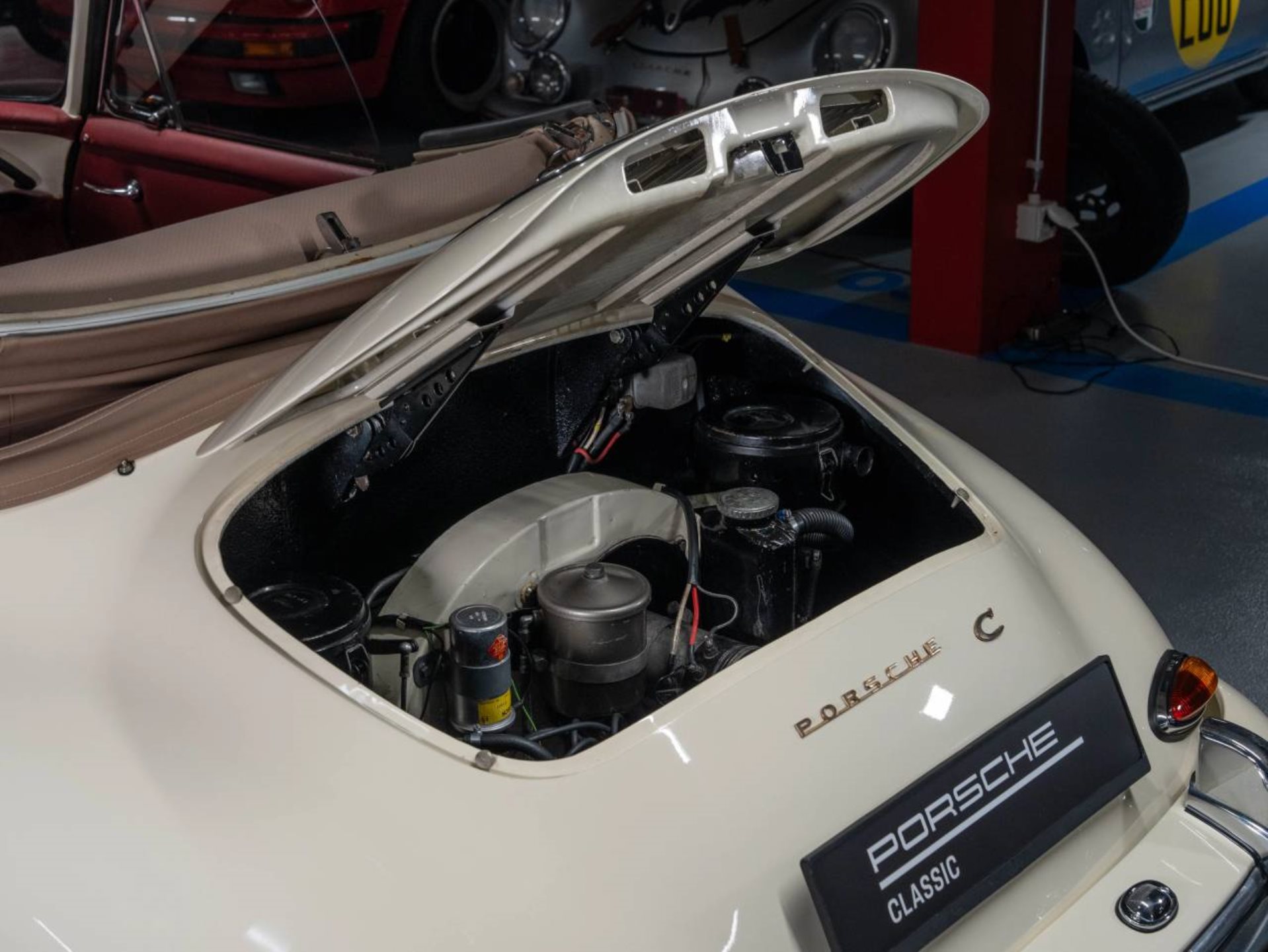 PORSCHE 356 C Cabriolet-image-23