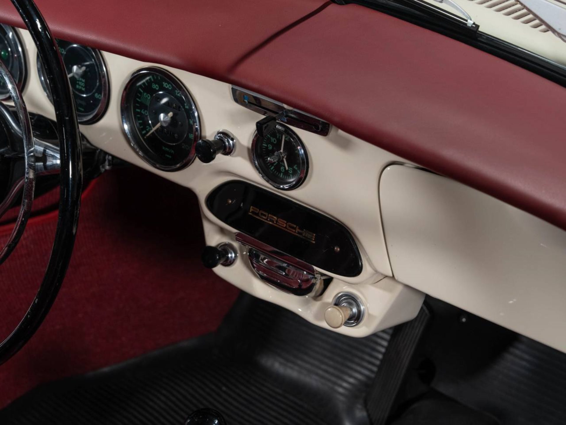 PORSCHE 356 C Cabriolet-image-17