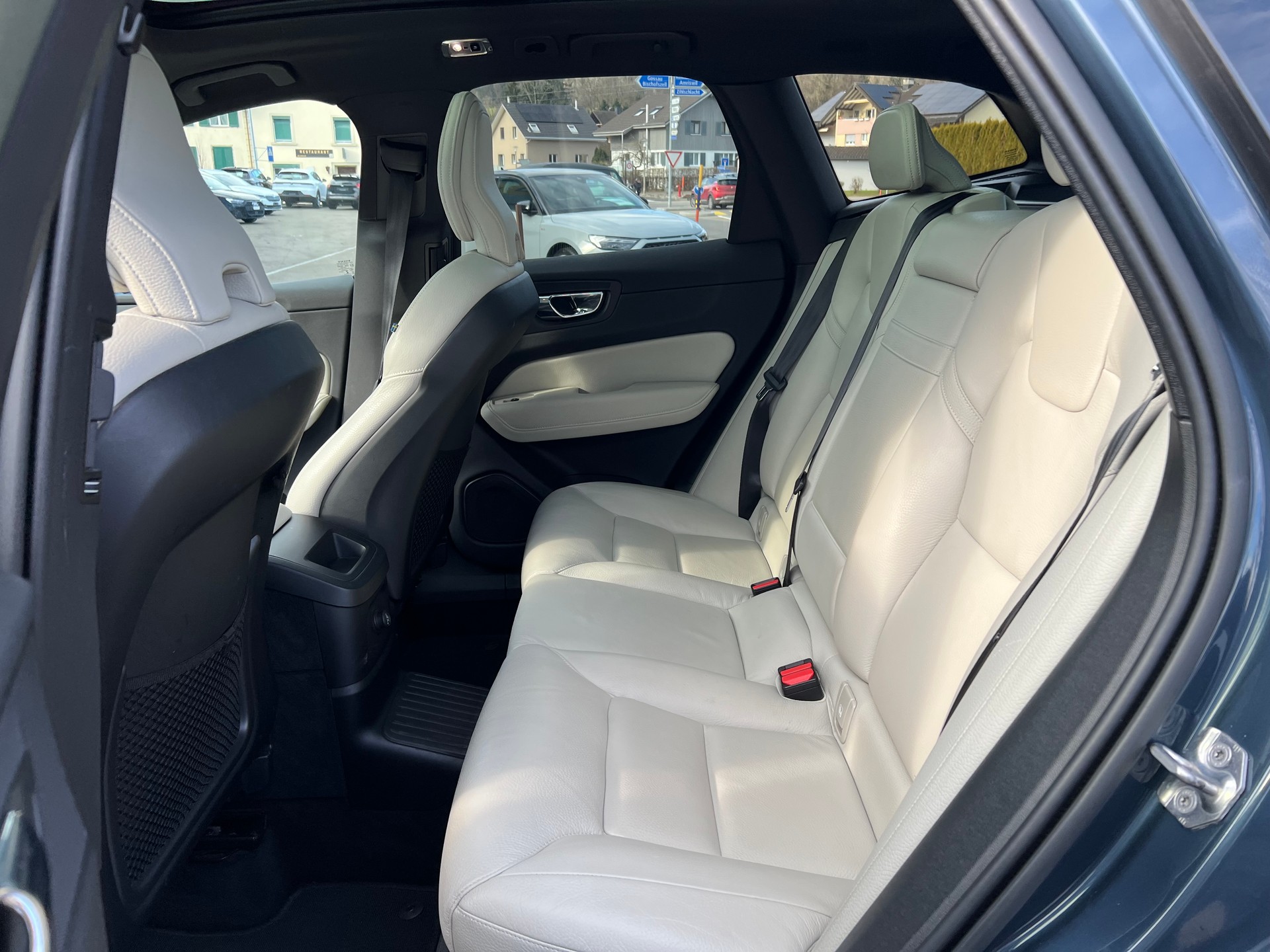 VOLVO XC60 T8 eAWD Inscription Geartronic-image-10