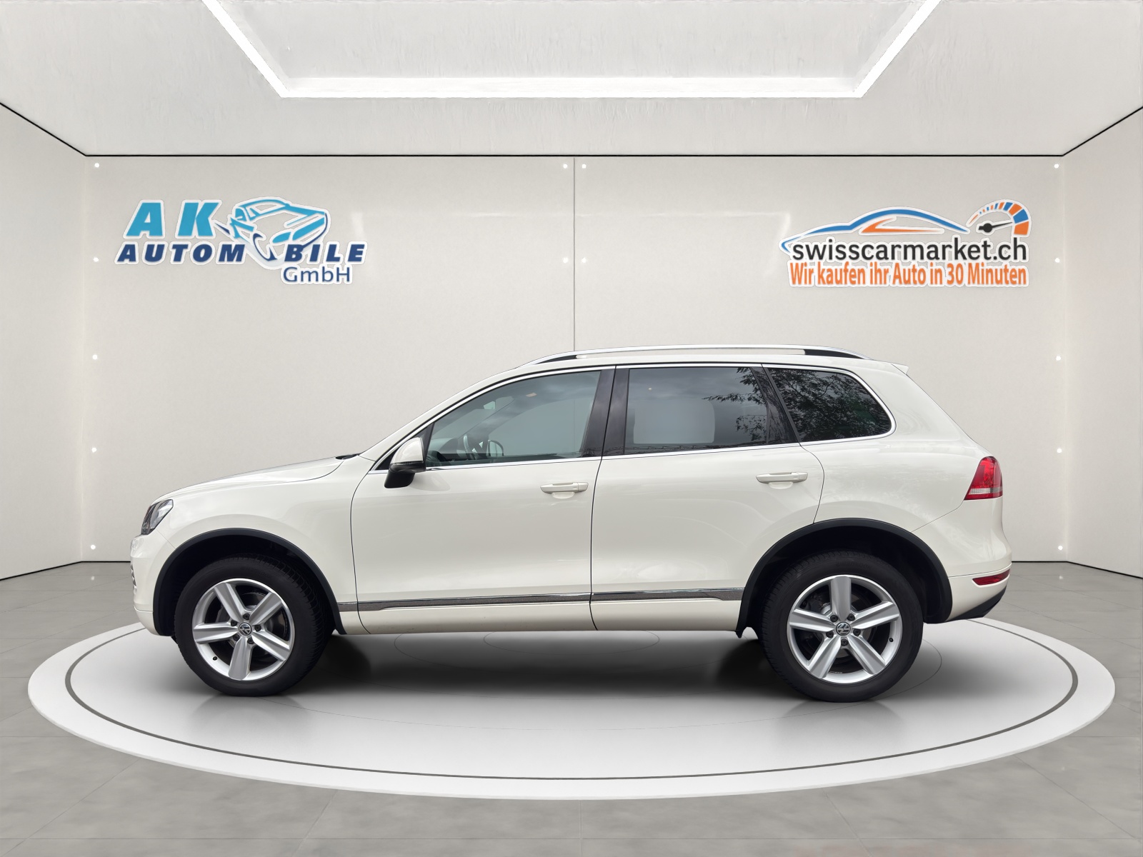 VW Touareg 3.0 TDI BlueMotion Technology Tiptronic-showroom-element-3