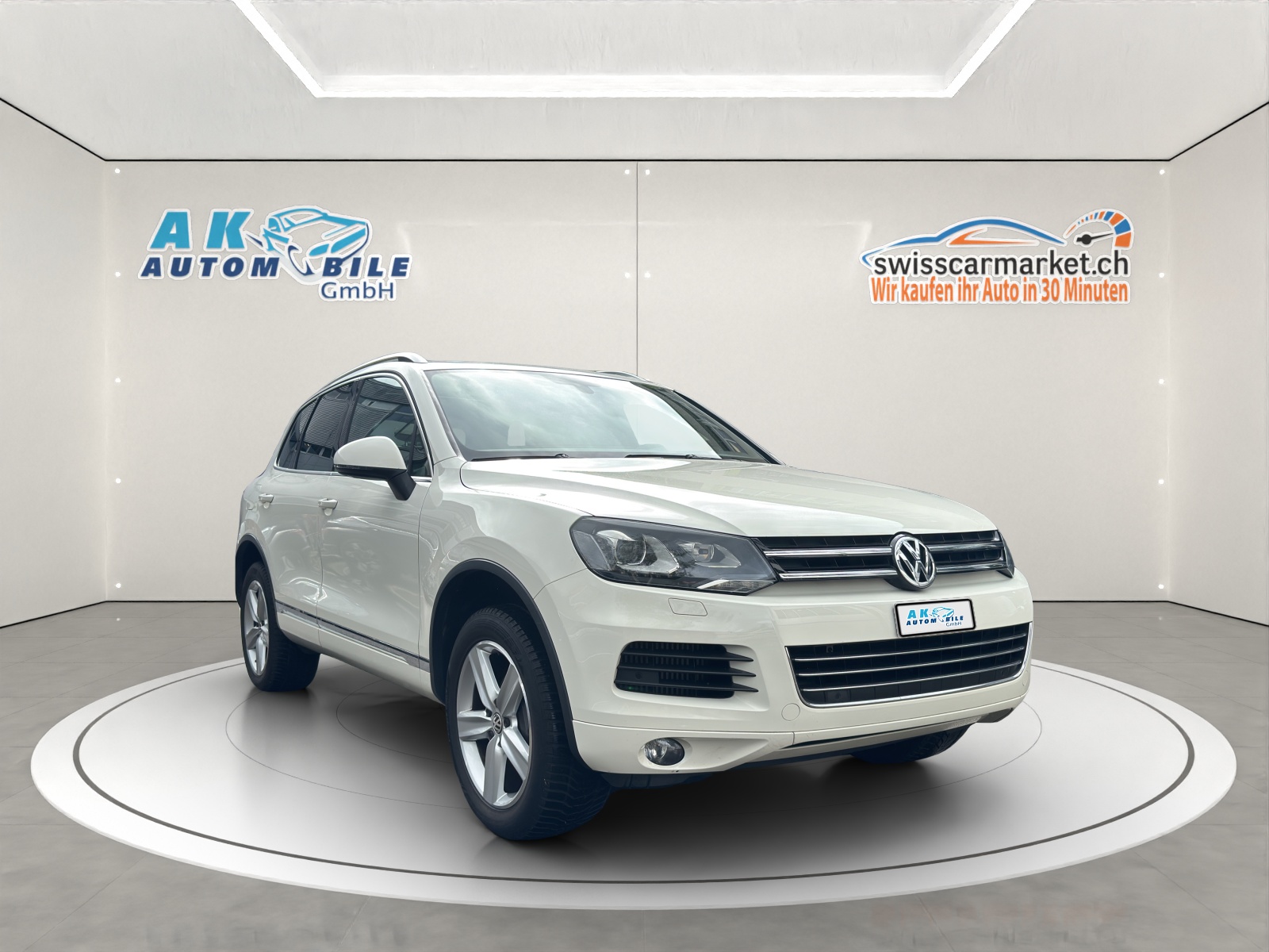 VW Touareg 3.0 TDI BlueMotion Technology Tiptronic-showroom-element-1