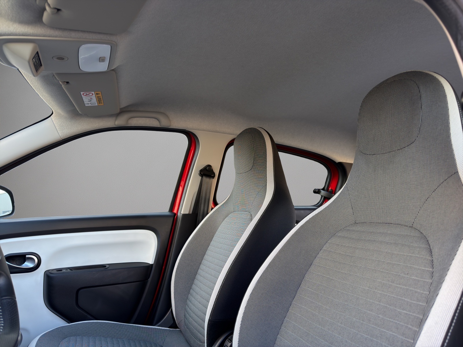 RENAULT Twingo 0.9 Intens-image-20