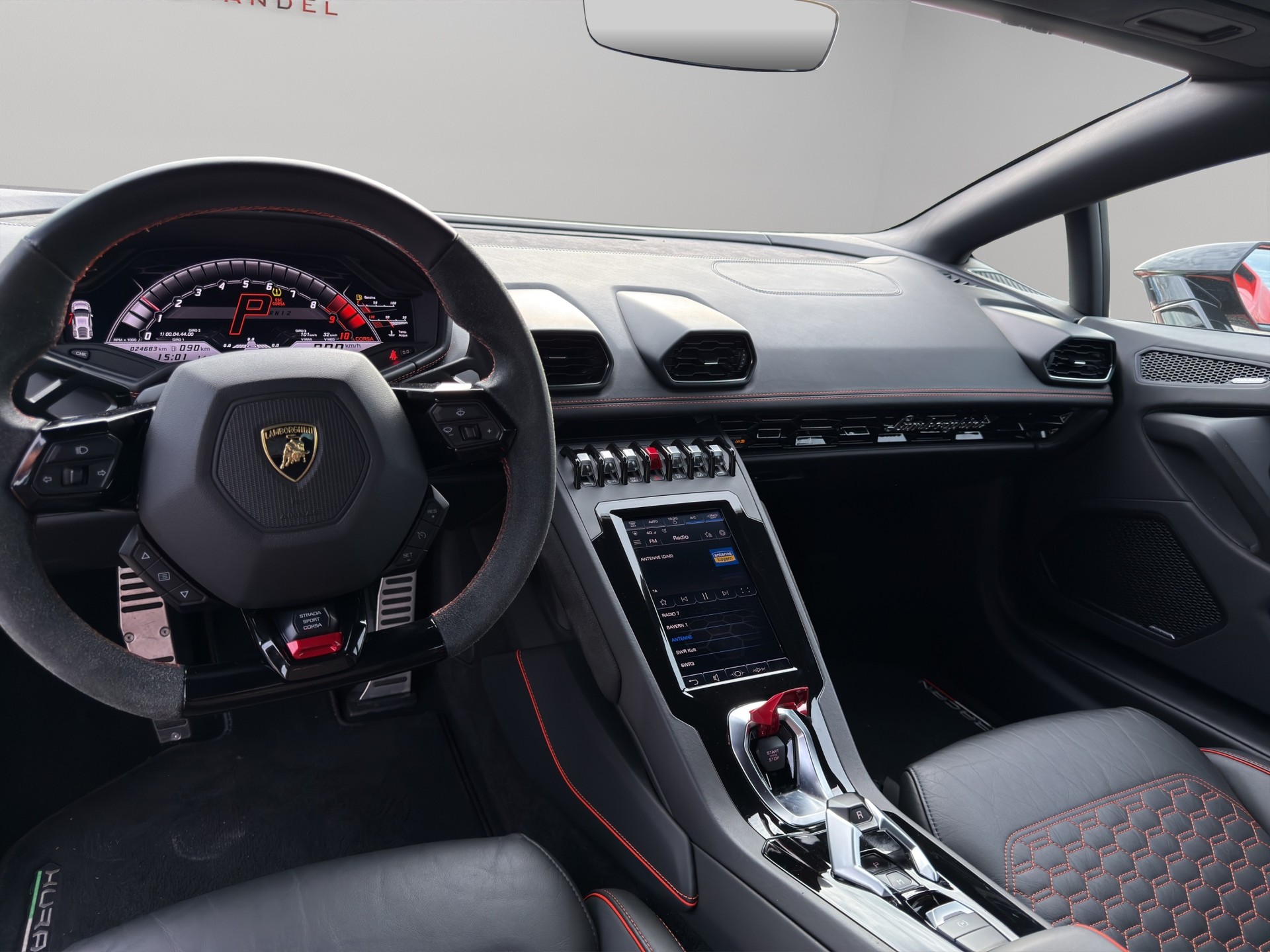 LAMBORGHINI Huracan EVO Coupé DCT-image-10