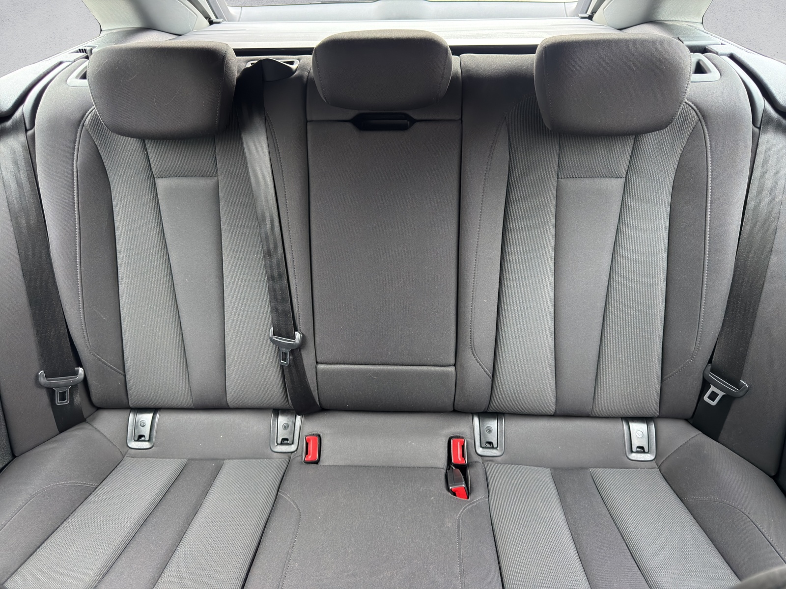 AUDI A4 Avant 40 TDI quattro S-tronic-image-14