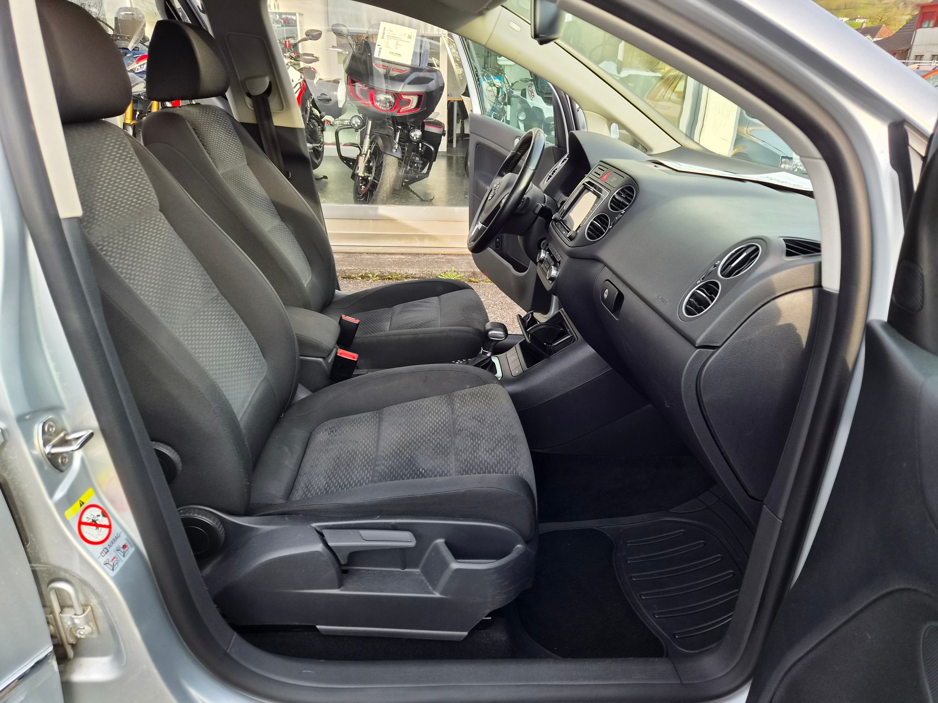 VW Golf Plus 1.4 TSI Comfortline DSG-image-9