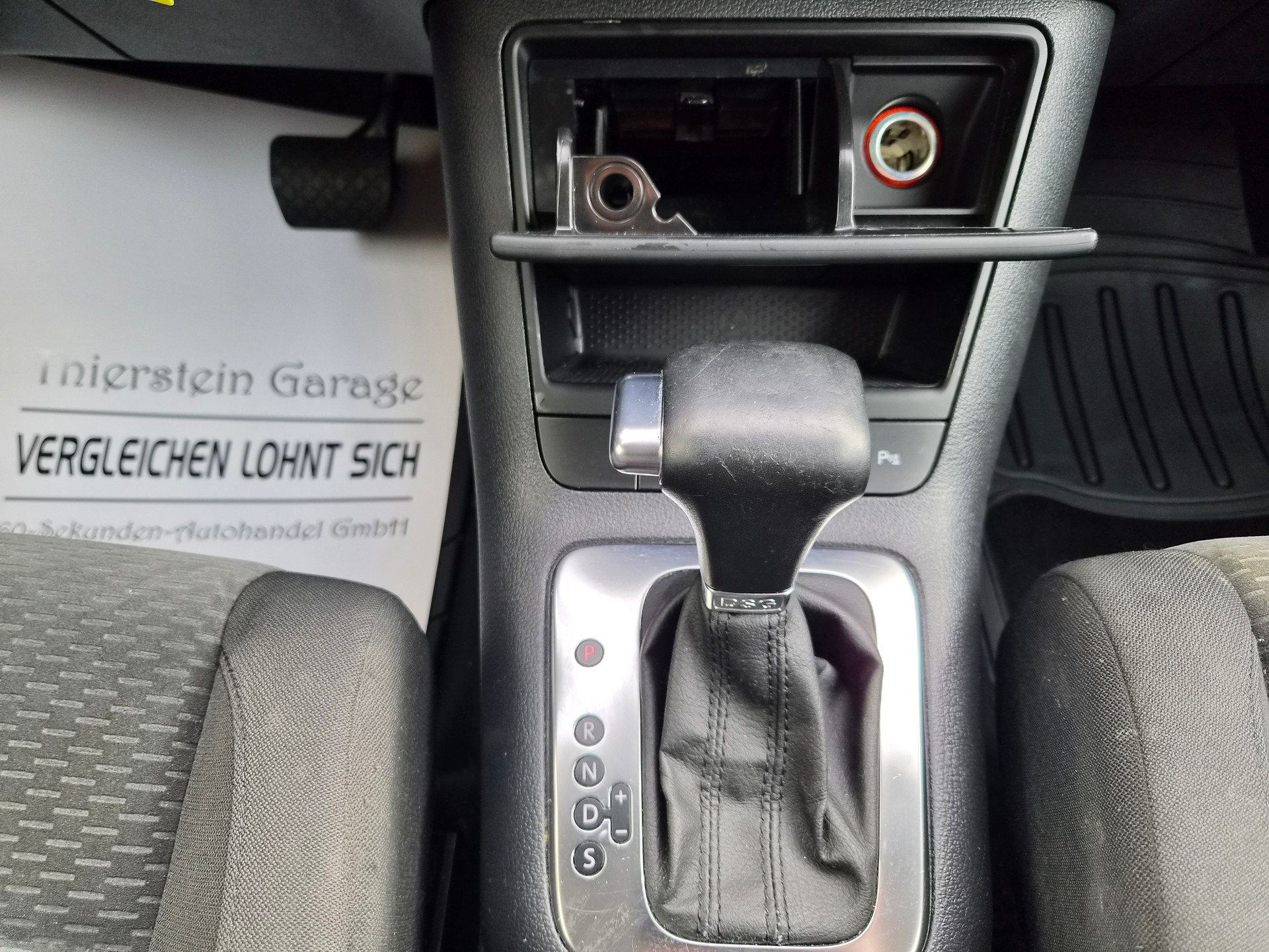 VW Golf Plus 1.4 TSI Comfortline DSG-image-18
