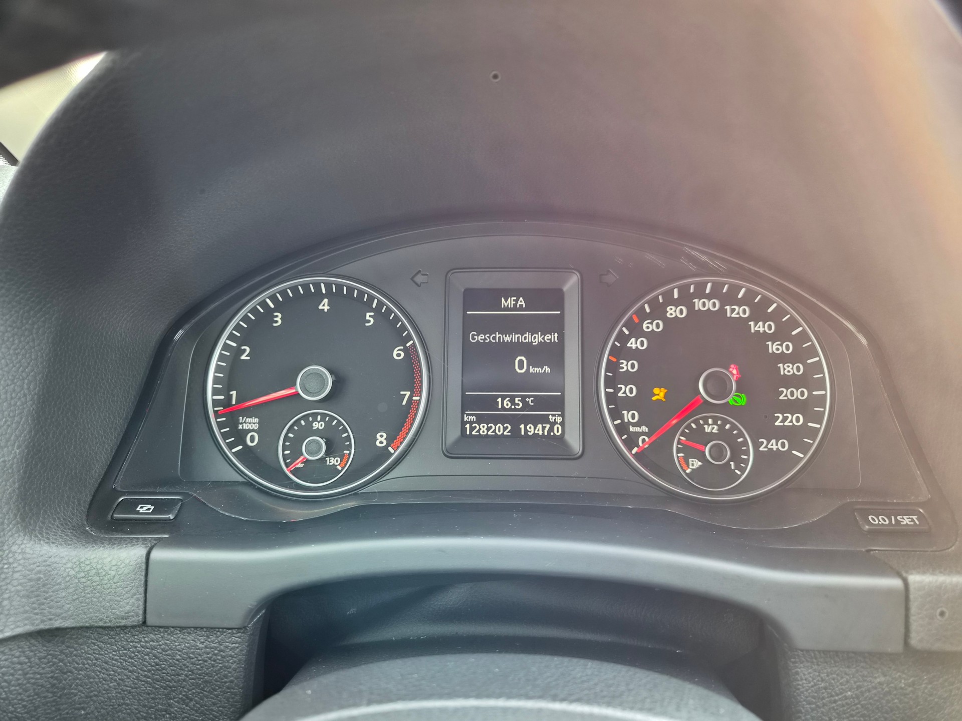 VW Golf Plus 1.4 TSI Comfortline DSG-image-15