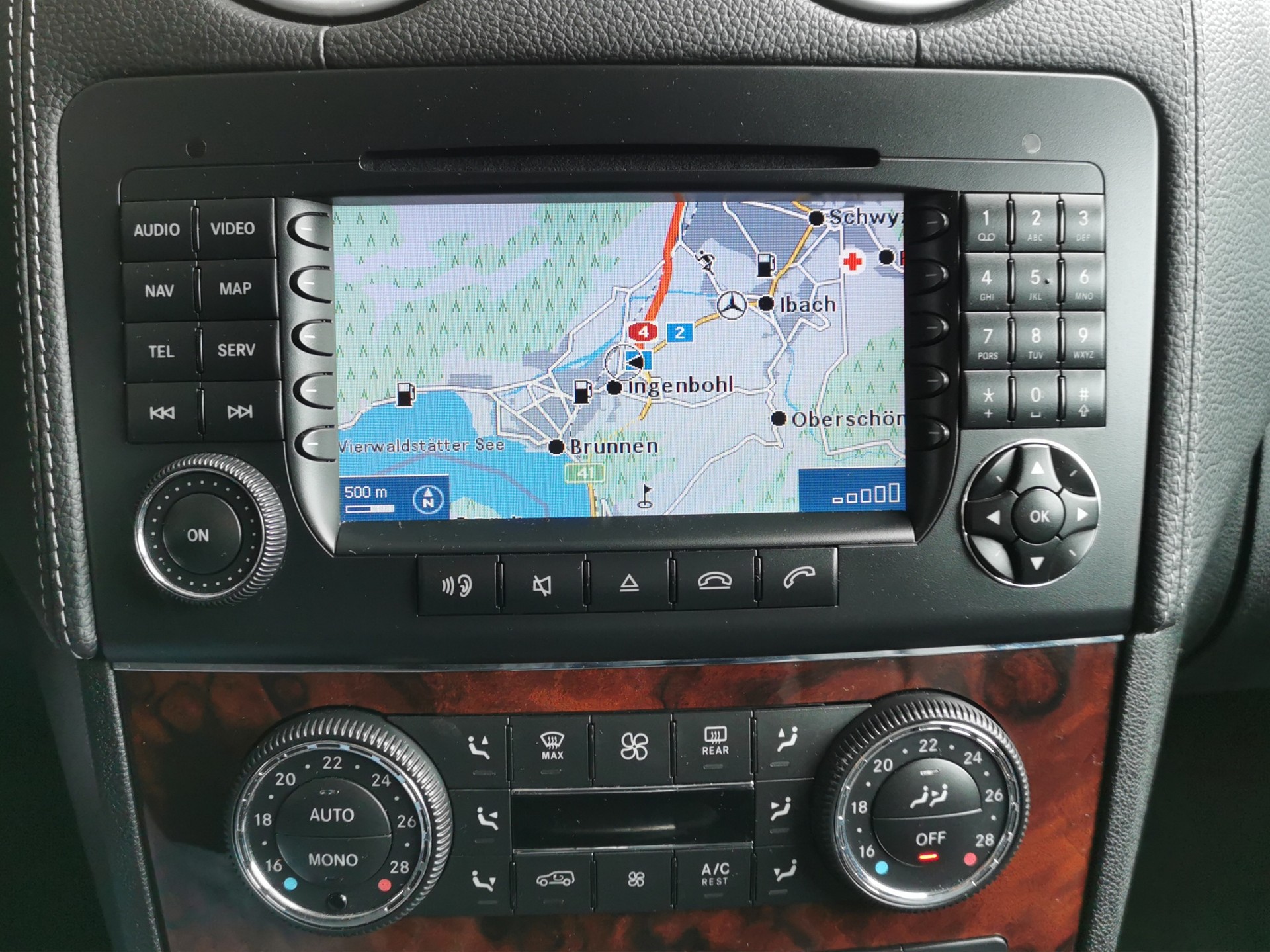 MERCEDES-BENZ GL 550 4Matic 7G-Tronic-image-20