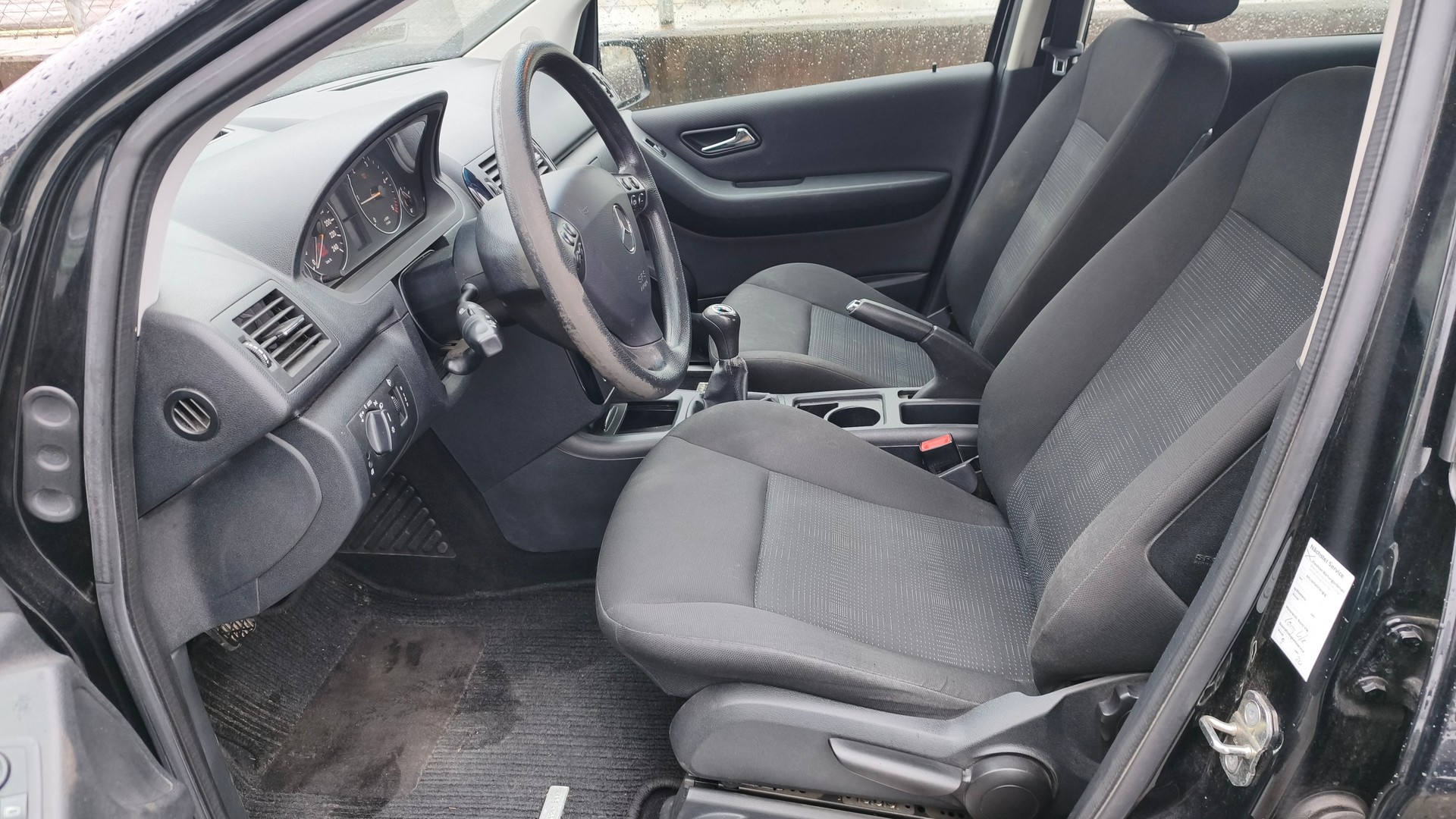 MERCEDES-BENZ A 160 CDI Classic-image-8