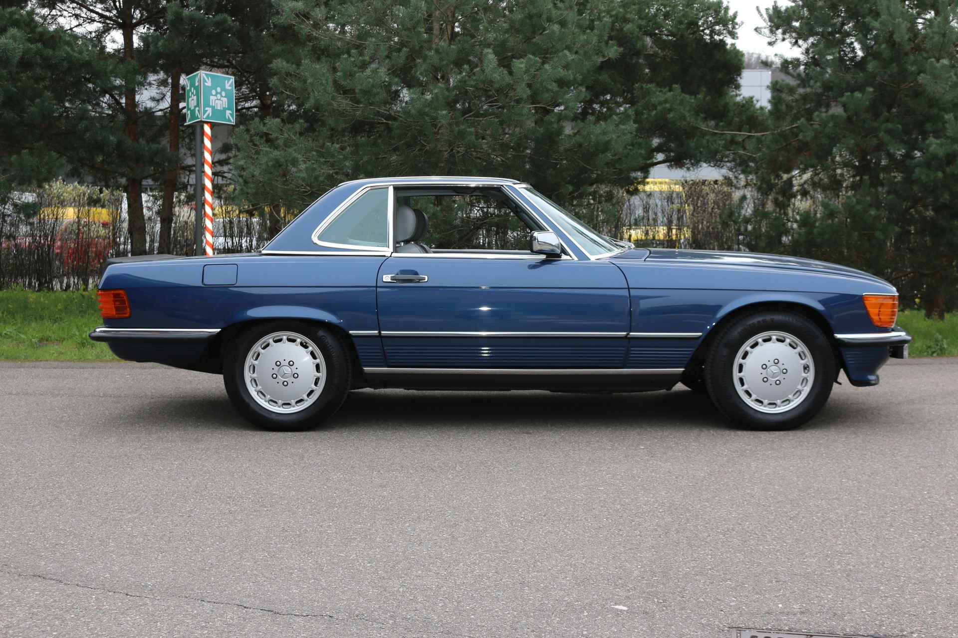 MERCEDES-BENZ SL 500-image-1