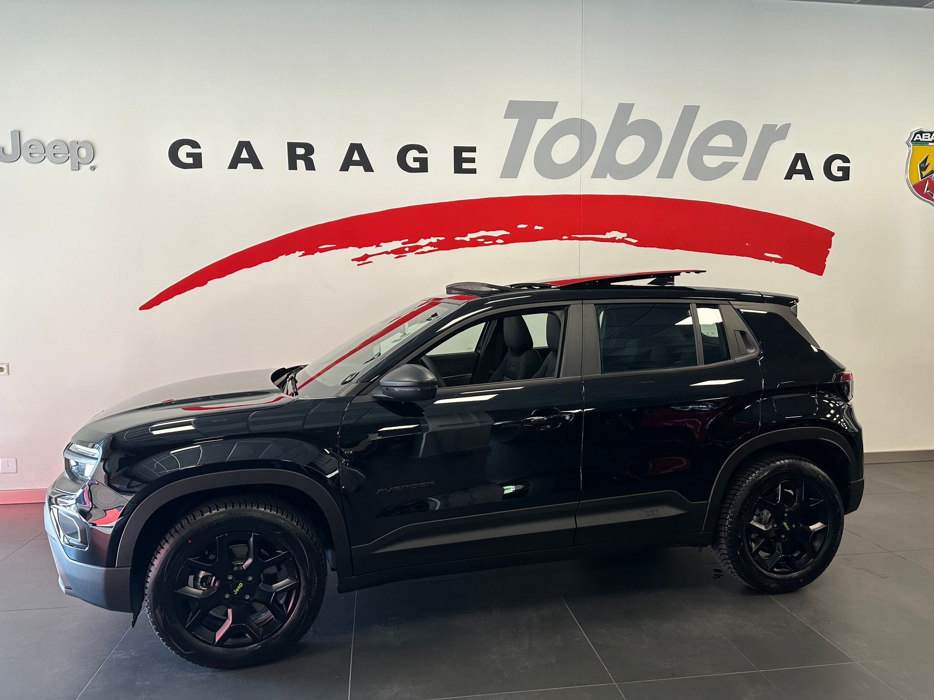 JEEP Avenger 1.2 Turbo MHEV Upland Plus Sky 4xe