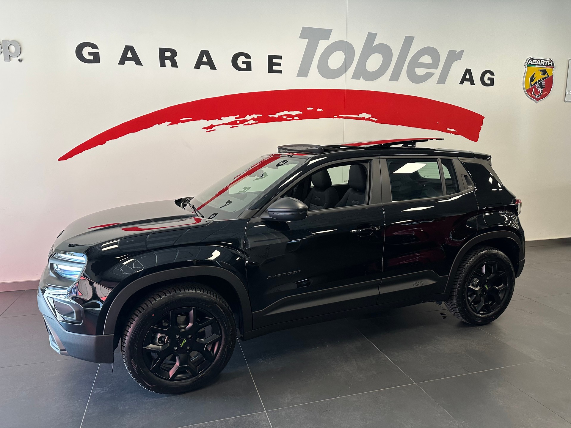 JEEP Avenger 1.2 Turbo MHEV Upland Plus Sky 4xe-showroom-element-1
