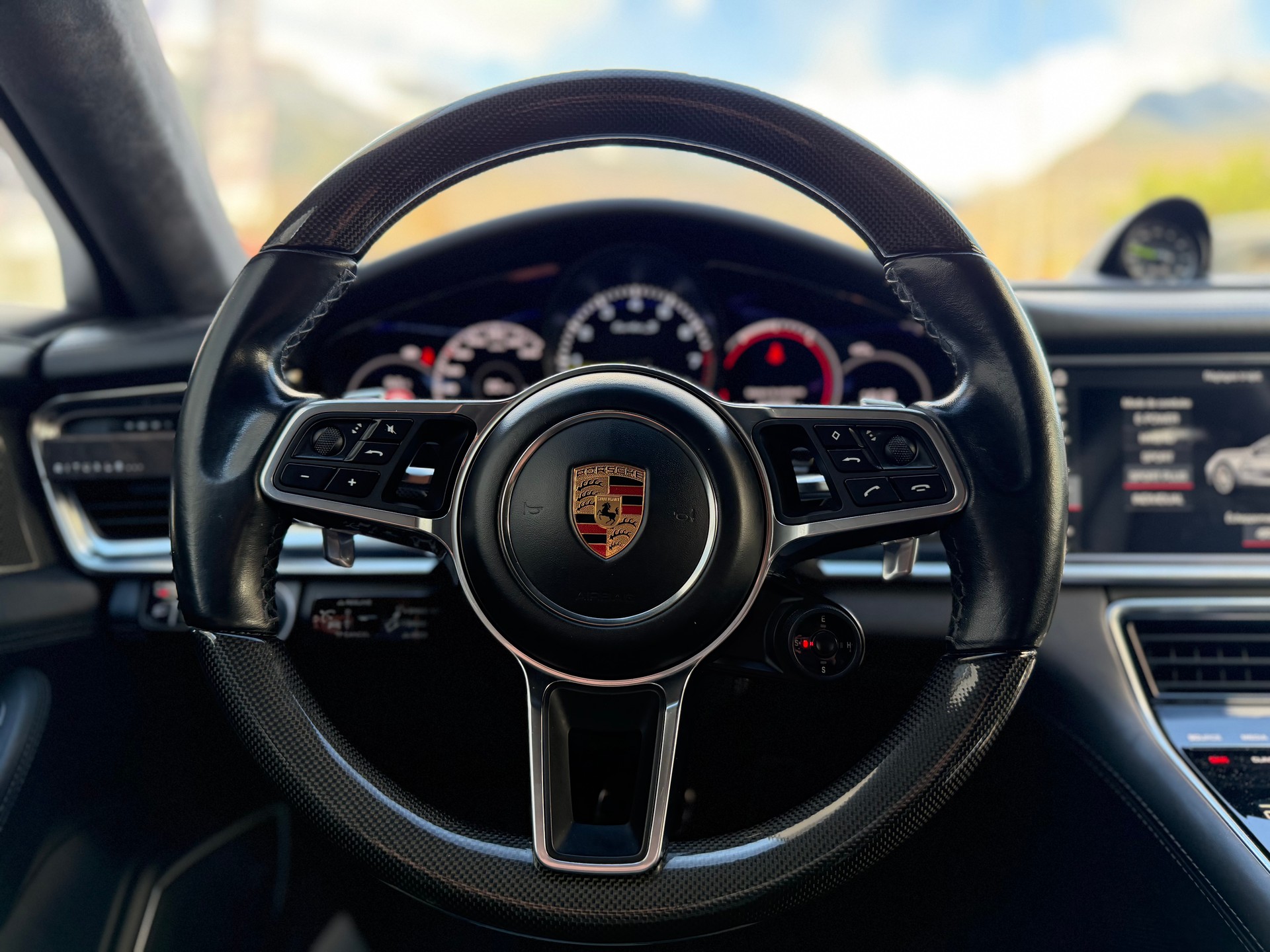 PORSCHE Panamera Turbo S E-Hybrid PDK-image-9