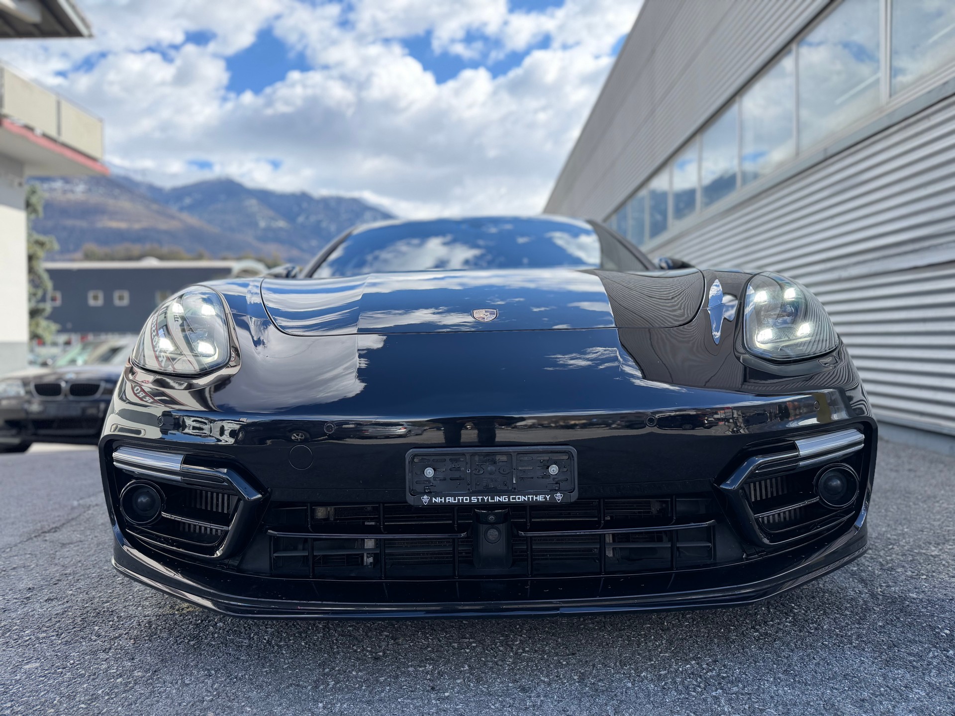 PORSCHE Panamera Turbo S E-Hybrid PDK-image-1