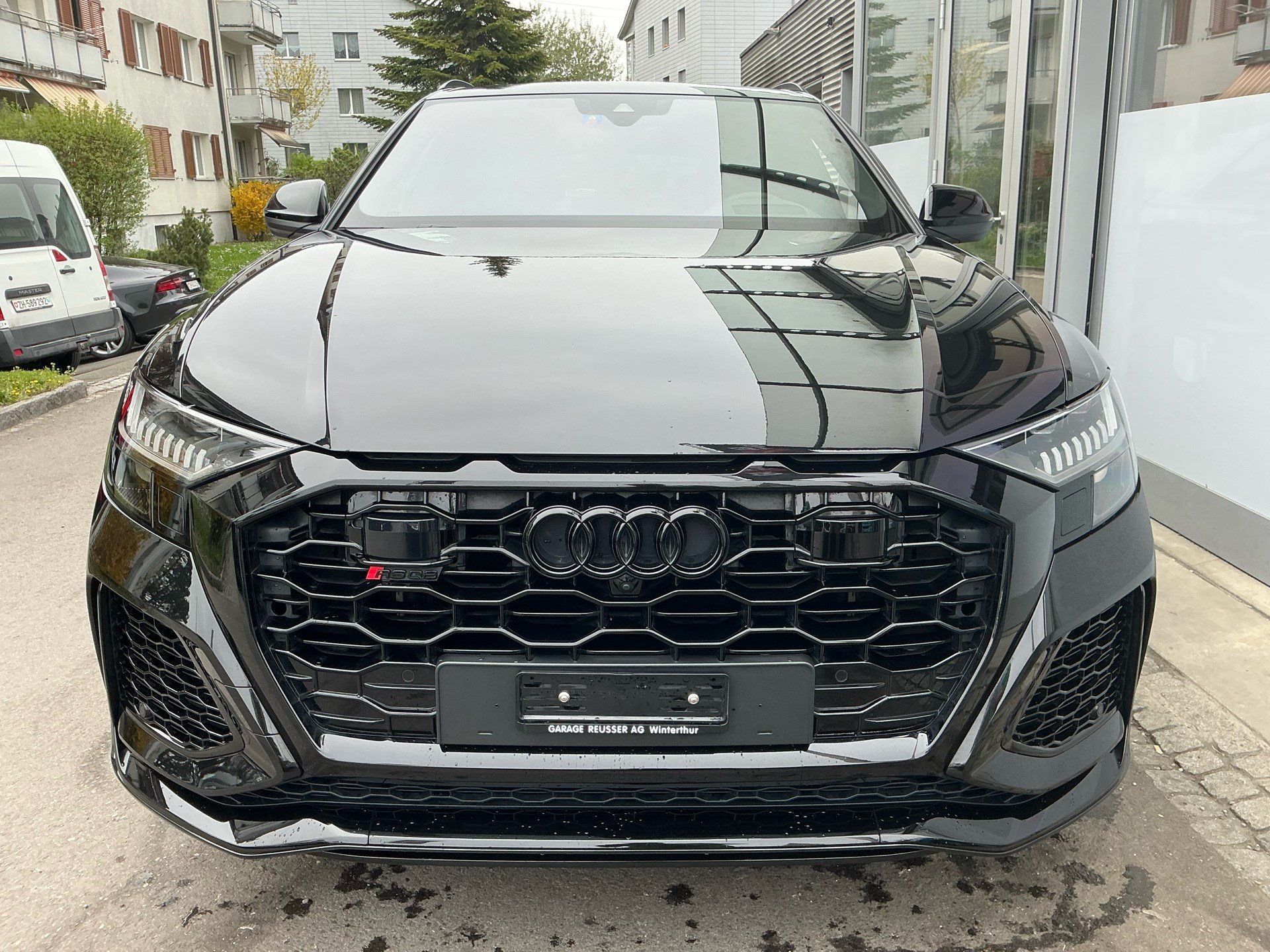 AUDI RS Q8 4.0 TFSI QUATTRO *** KERAMIK BREMSEN & 5 JAHRE AUD WERKSGARANTIE ***-showroom-element-1