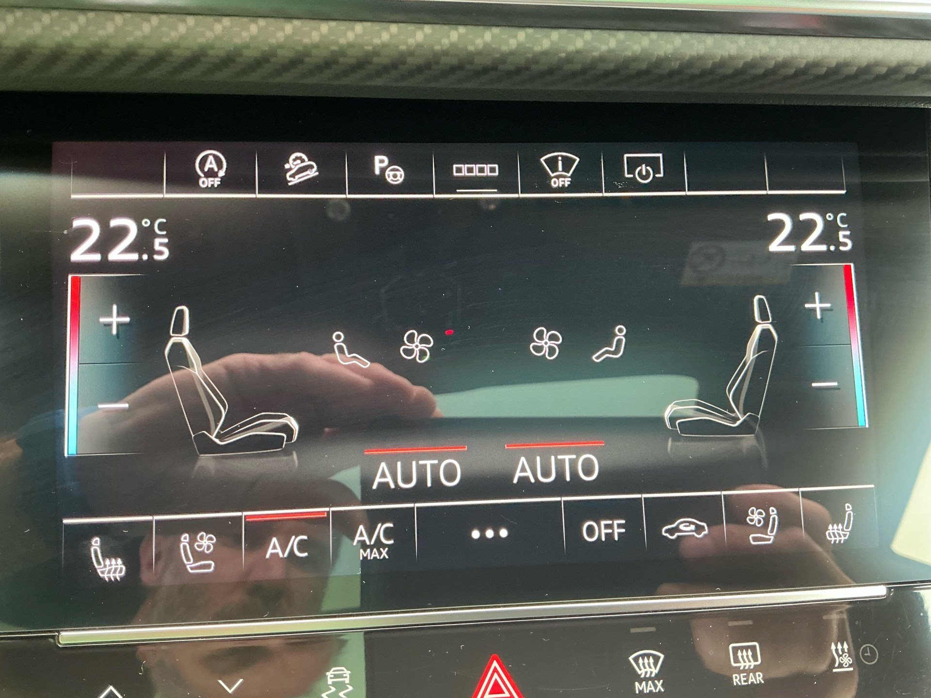 AUDI RS Q8 4.0 TFSI QUATTRO *** KERAMIK BREMSEN & 5 JAHRE AUD WERKSGARANTIE ***-image-23