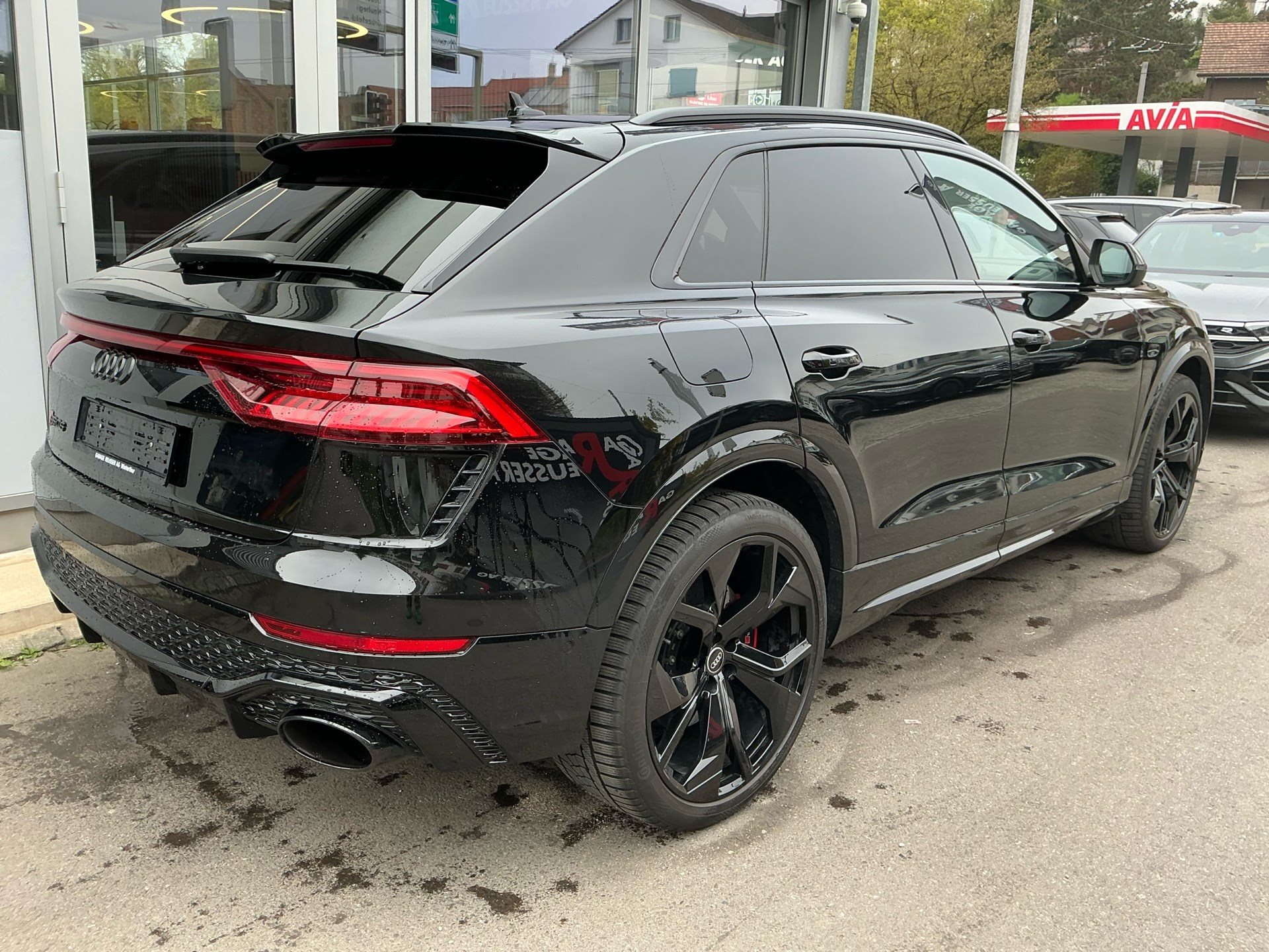 AUDI RS Q8 4.0 TFSI QUATTRO *** KERAMIK BREMSEN & 5 JAHRE AUD WERKSGARANTIE ***-showroom-element-3