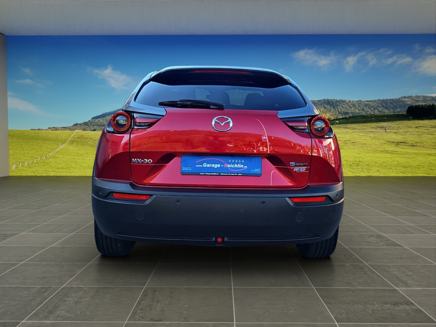 MAZDA MX-30 e-Skyactiv First Edition-showroom-element-3