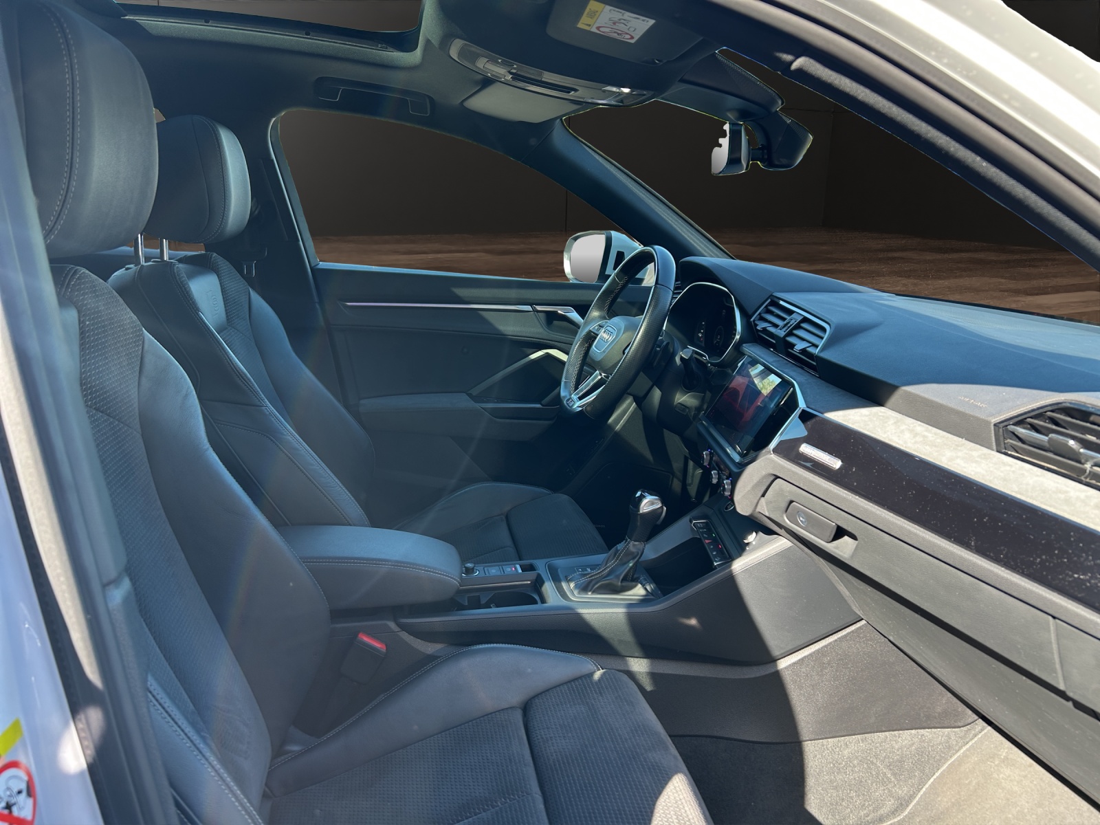 AUDI Q3 Sportback 45 TFSI e S-tronic-image-15
