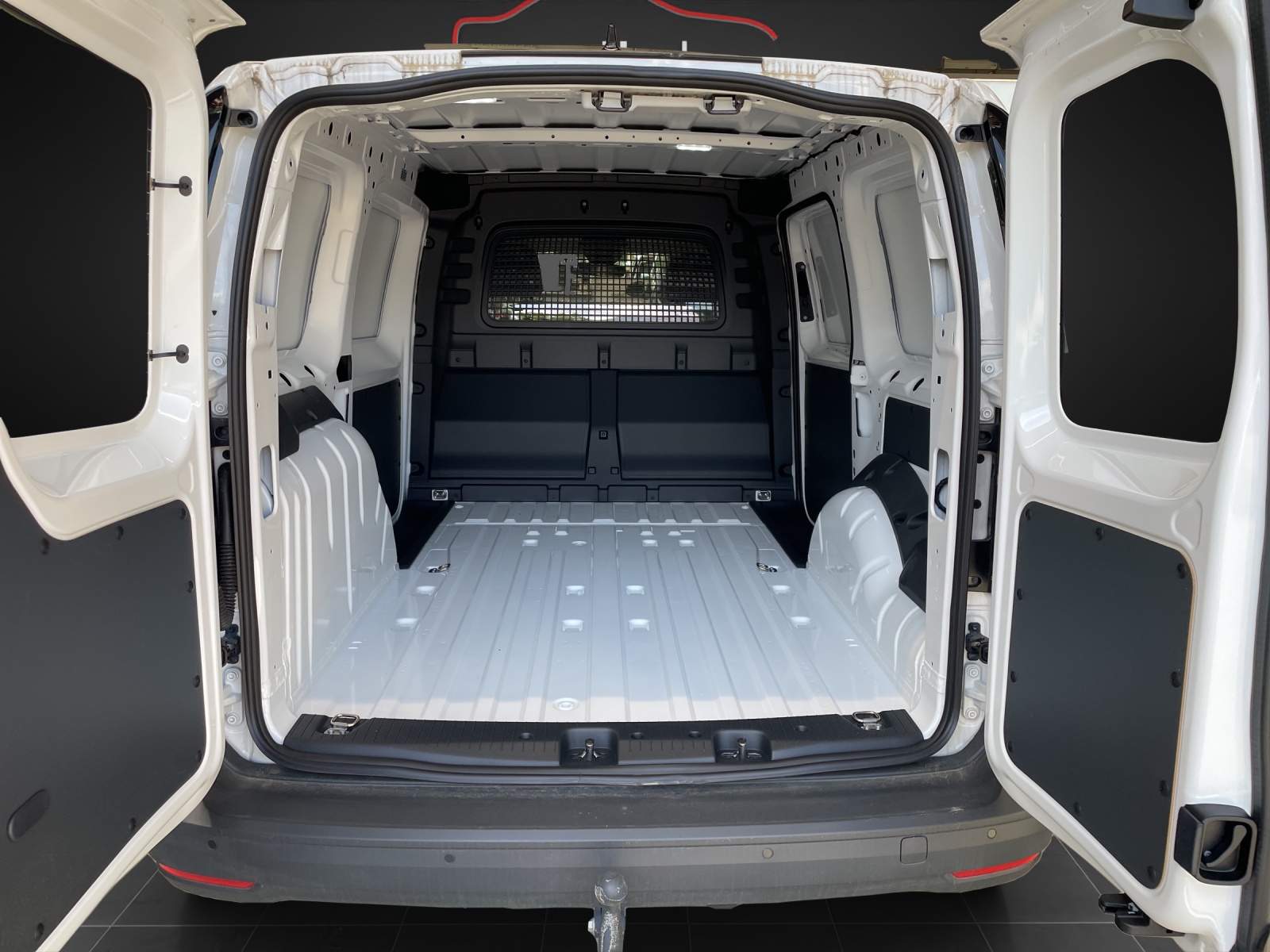 VW Caddy Cargo 2.0TDI Maxi 4Motion-image-12