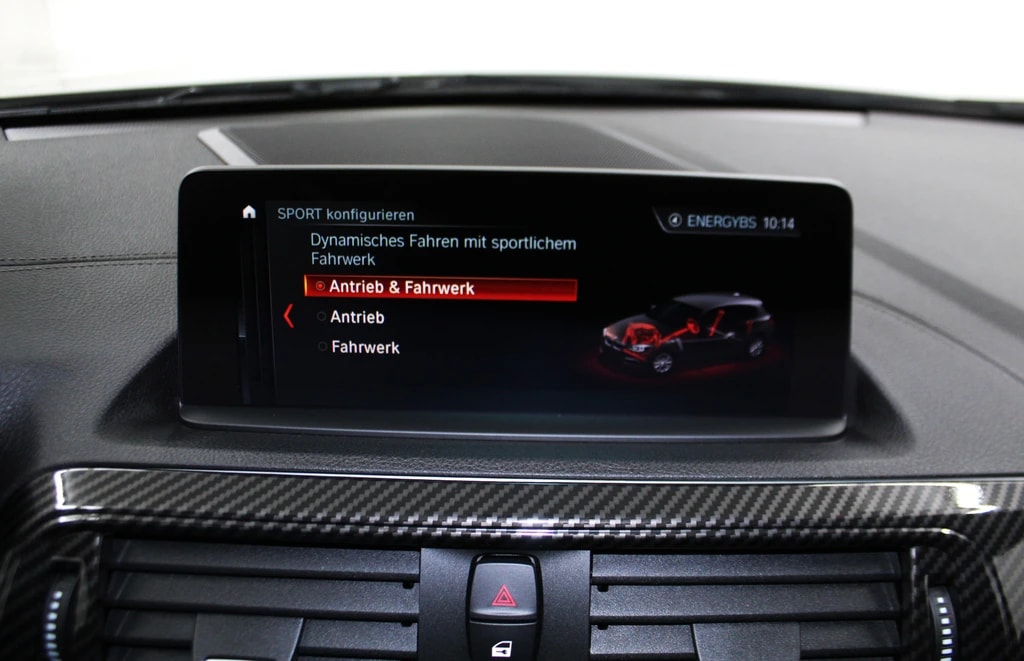 BMW BMW M140i xDrive Steptronic Special Edition Paket / CH-Fahrzeug-image-25