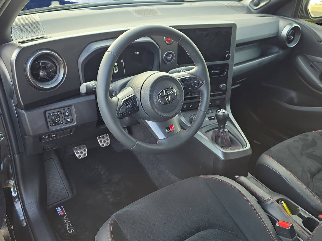 TOYOTA GR Yaris 1.6 Turbo Sport 4x4-image-7