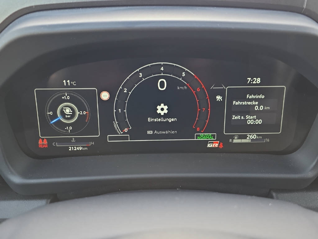 TOYOTA GR Yaris 1.6 Turbo Sport 4x4-image-13
