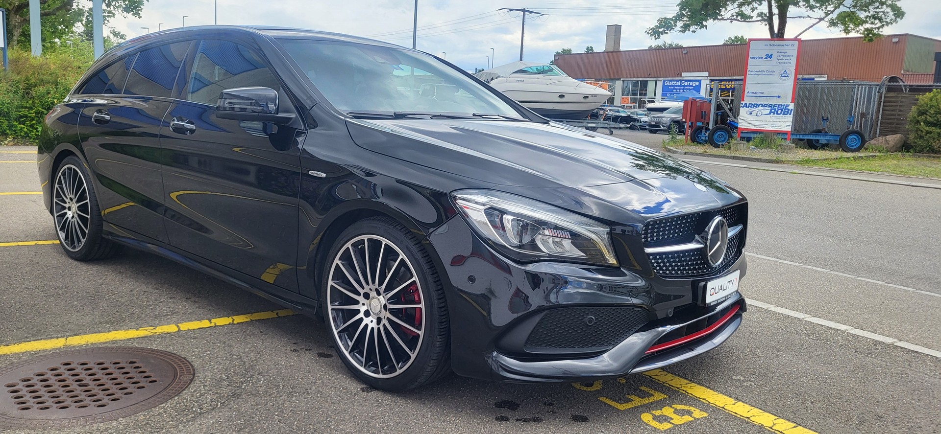 MERCEDES-BENZ CLA Shooting Brake 250 Sport 4Matic 7G-DCT-showroom-element-2