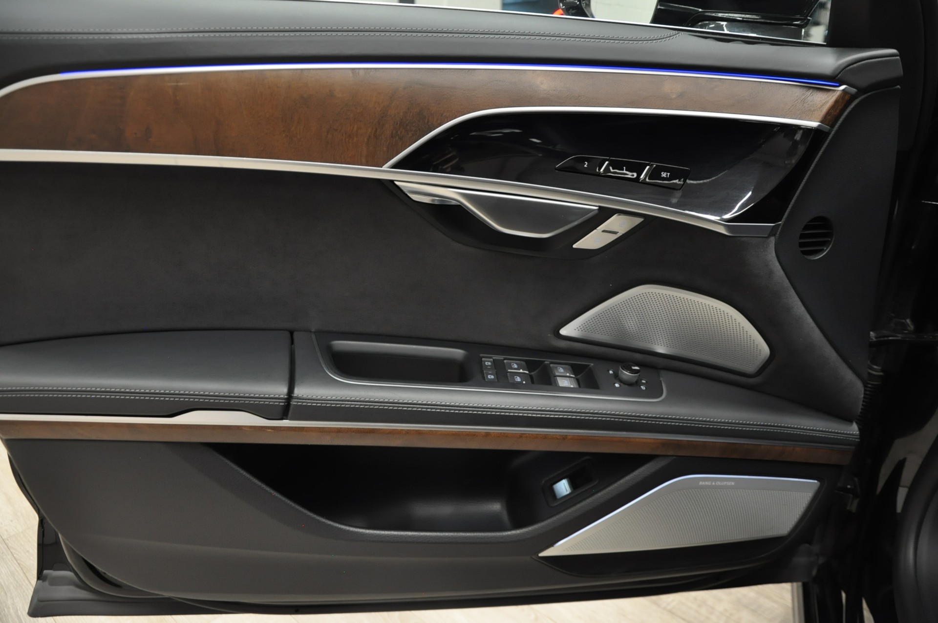 AUDI A8 50 TDI Long quattro tiptronic-image-33